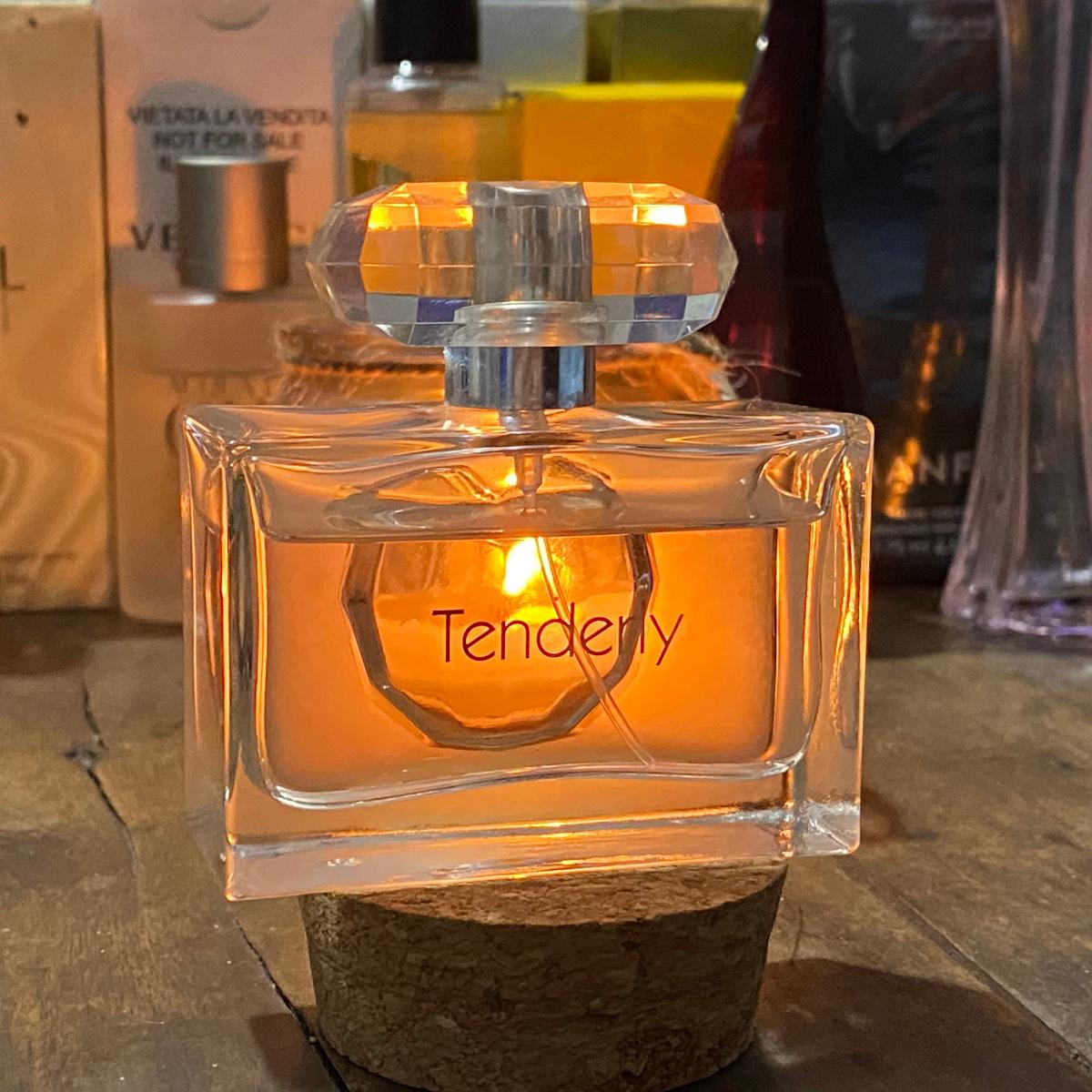 عطر ادکلن تِندِرلی اوریف‌لیم - Tenderly Oriflame - بررسی، قیمت و خرید