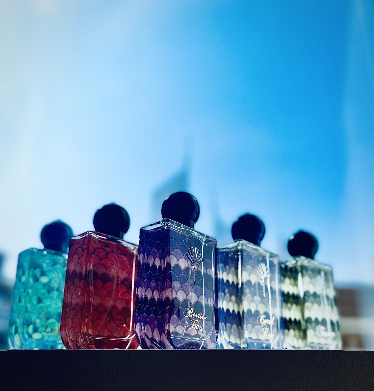 عطر ادکلن بریزبِی لازور پرفیومز - Berries Bay Lazure Perfumes - بررسی، قیمت و خرید