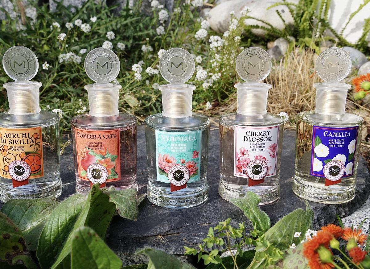 عطر ادکلن نیلوفر مونوتمه ونیزیا - Nymphaea Monotheme Venezia - بررسی، قیمت و خرید