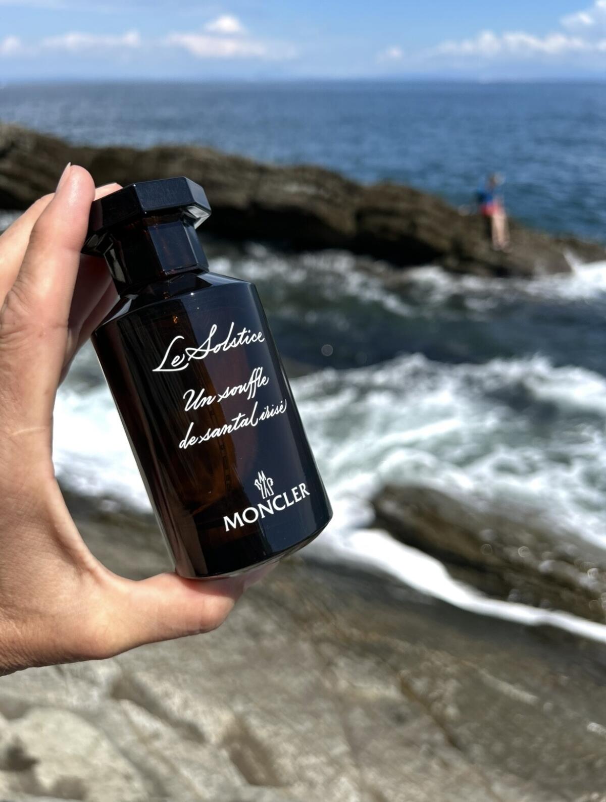 عطر ادکلن لو سولیستس مونکلر - Le Solstice Moncler - بررسی، قیمت و خرید