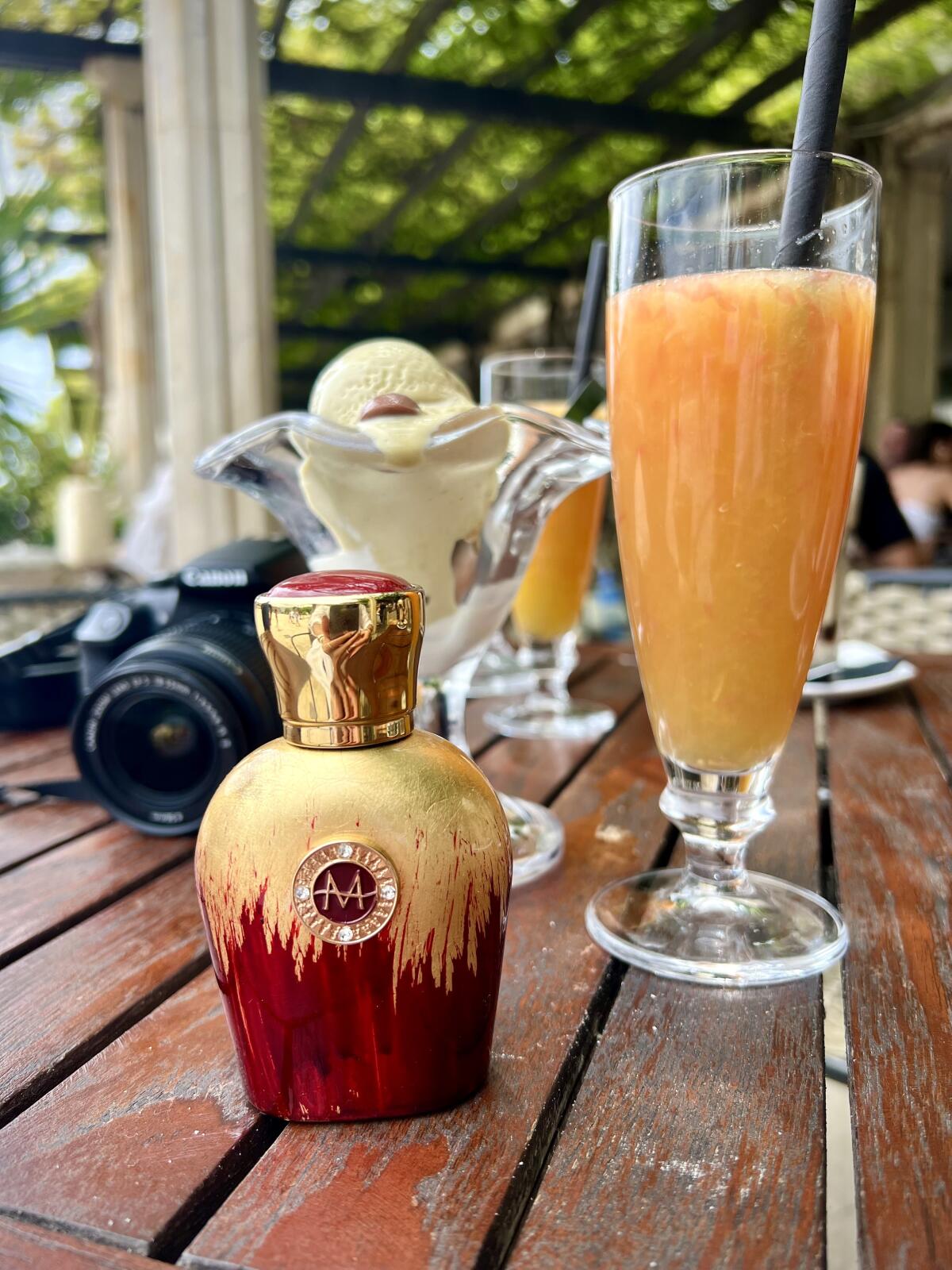 عطر ادکلن کنتسا مورِسک - Contessa Moresque - بررسی، قیمت و خرید