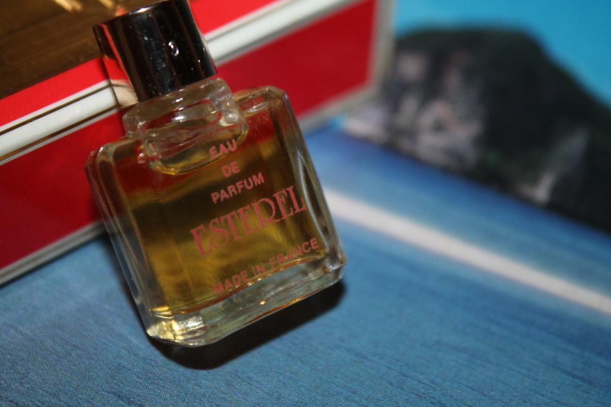 عطر ادکلن اِستِرِل ژاک استرِل - Esterel Jacques Esterel - بررسی، قیمت و خرید