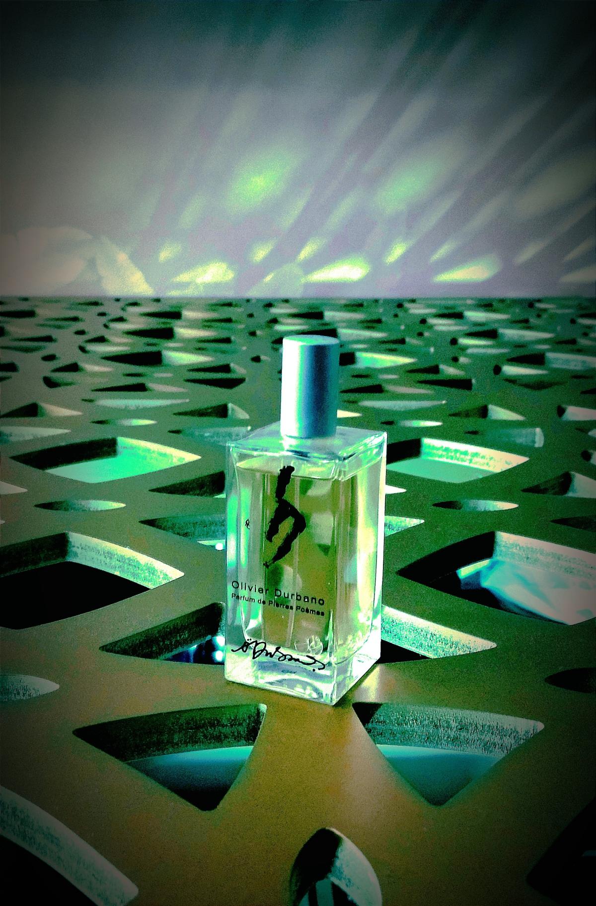 عطر ادکلن کریستال راک اولیویه دوربانو - Cristal de Roche (Rock Crystal) Olivier Durbano - بررسی، قیمت و خرید