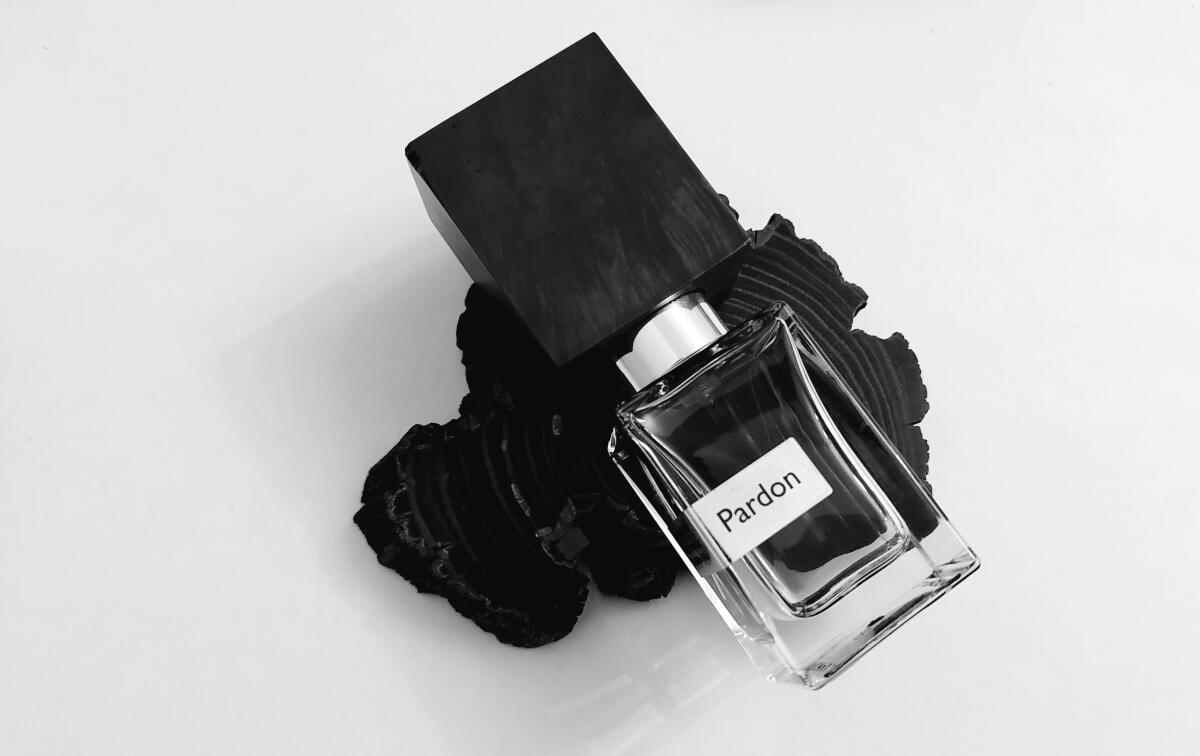 عطر ادکلن پاردون ناسوماتو - Pardon Nasomatto - بررسی، قیمت و خرید