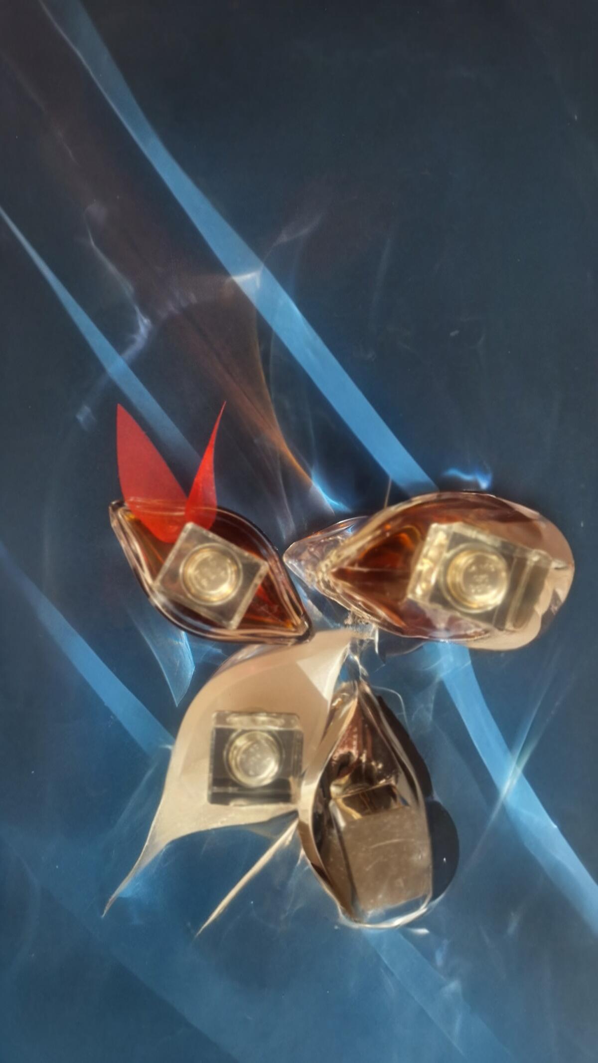 عطر ادکلن لا وی است بل لو دو پارفوم اینتنس لانکوم - La Vie Est Belle L'Eau de Parfum Intense Lancôme - بررسی، قیمت و خرید