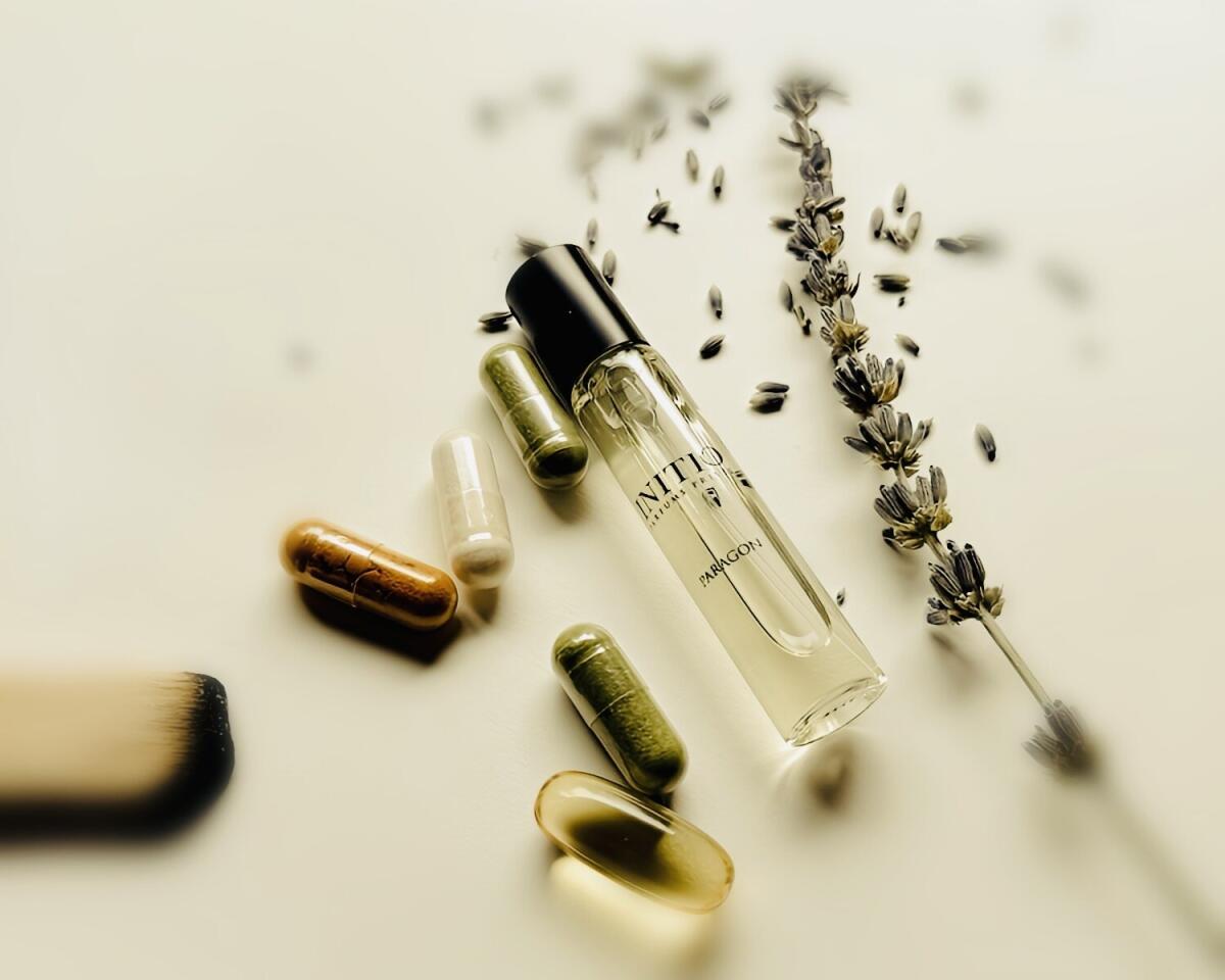 عطر ادکلن پراگون اینیسیو پارفومز پریوه - Paragon Initio Parfums Prives - بررسی، قیمت و خرید