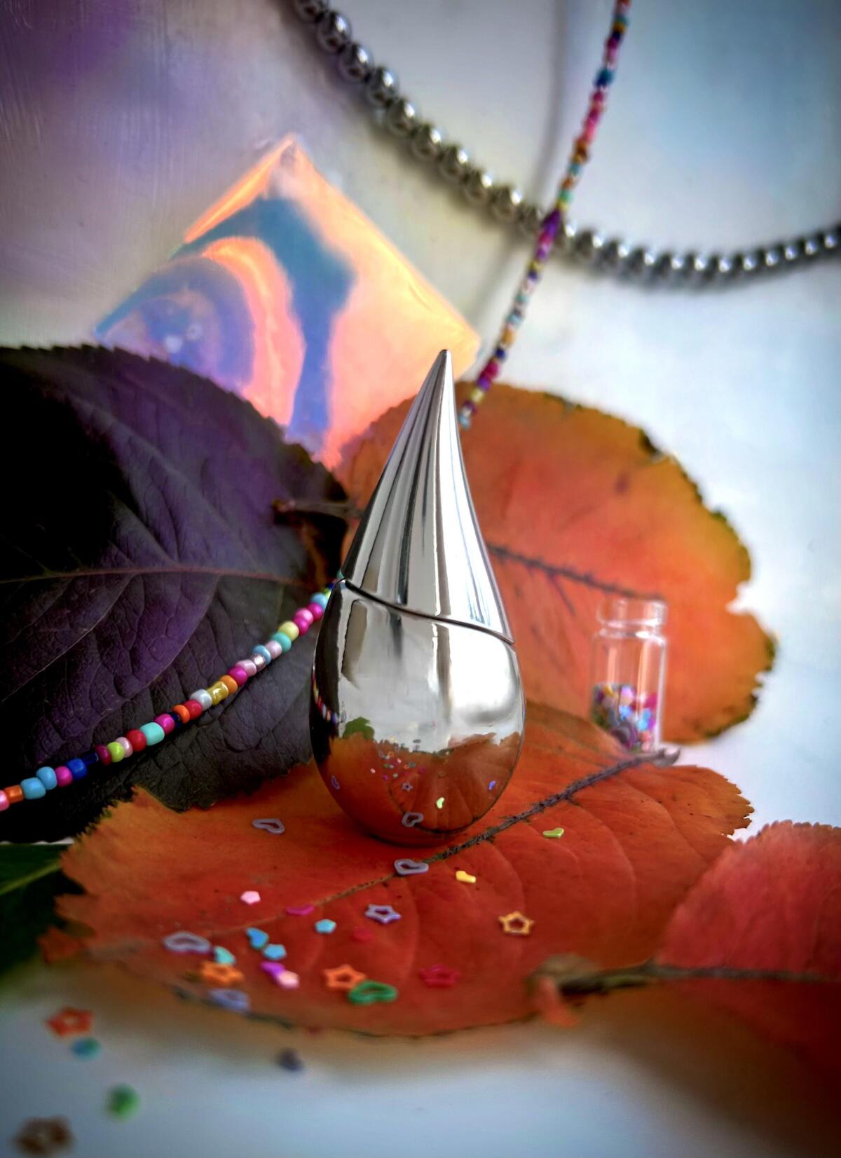 عطر ادکلن سیلور رین لپری - Silver Rain La Prairie - بررسی، قیمت و خرید