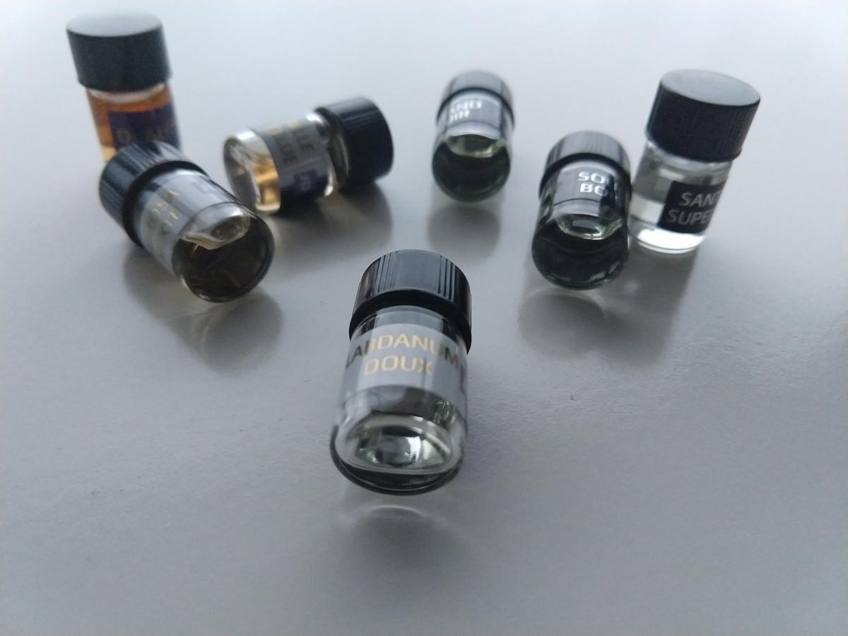 عطر ادکلن جی‌دی میموسا میکس جفری دام - JD Mimosa Mixte JD Jeffrey Dame - بررسی، قیمت و خرید