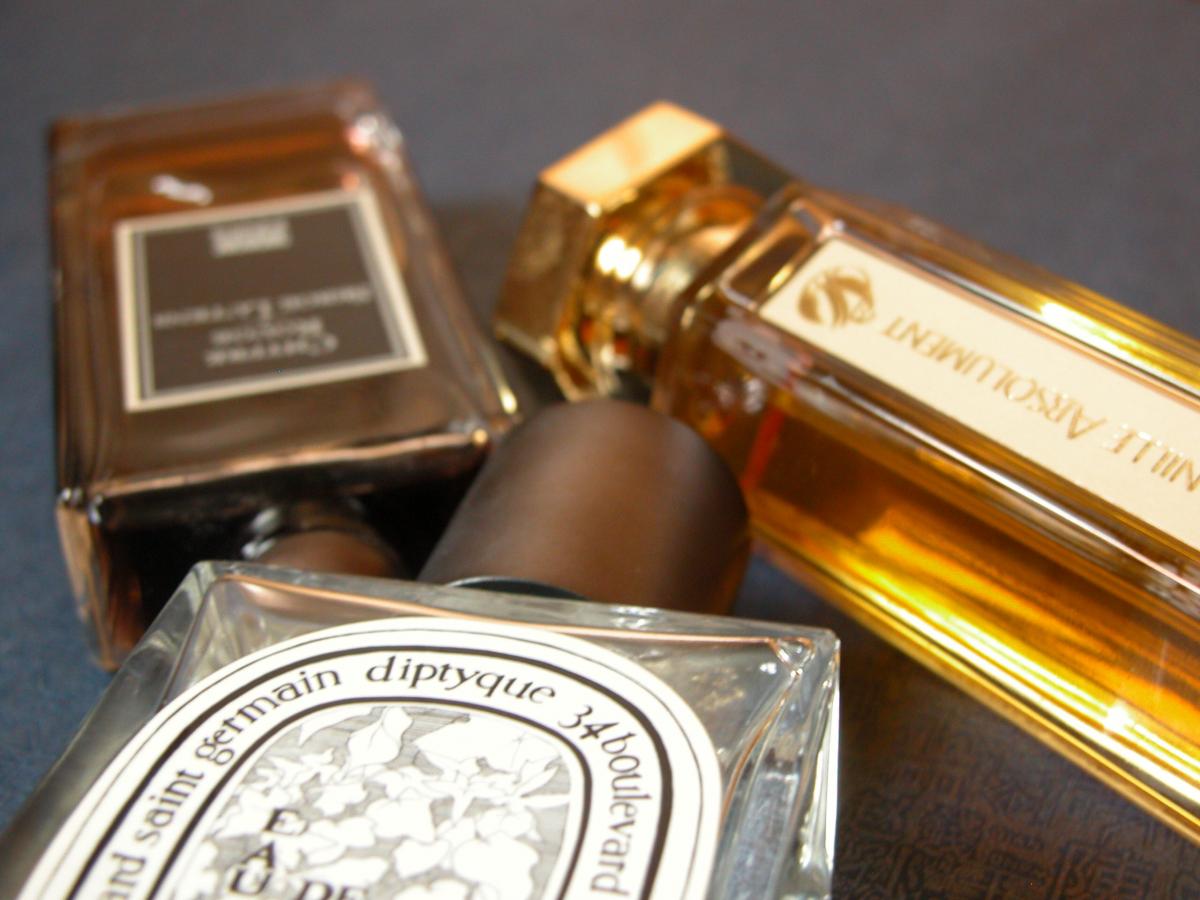 عطر ادکلن وانیل لارتیزان پرفیومر - Vanilia L'Artisan Parfumeur - بررسی، قیمت و خرید