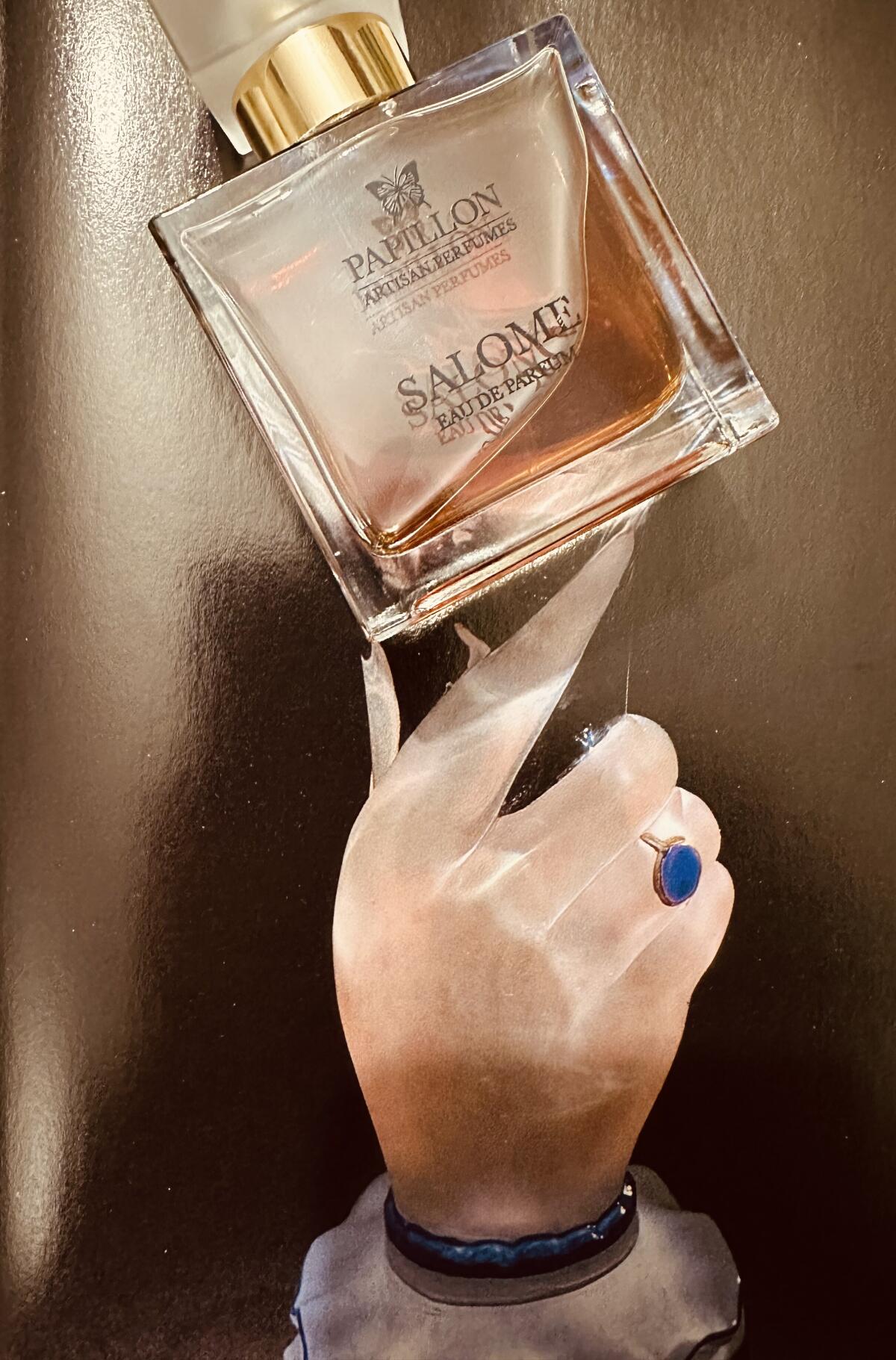 عطر ادکلن سالومه پَپیلون آرتیزان پِرفیومز - Salome Papillon Artisan Perfumes - بررسی، قیمت و خرید