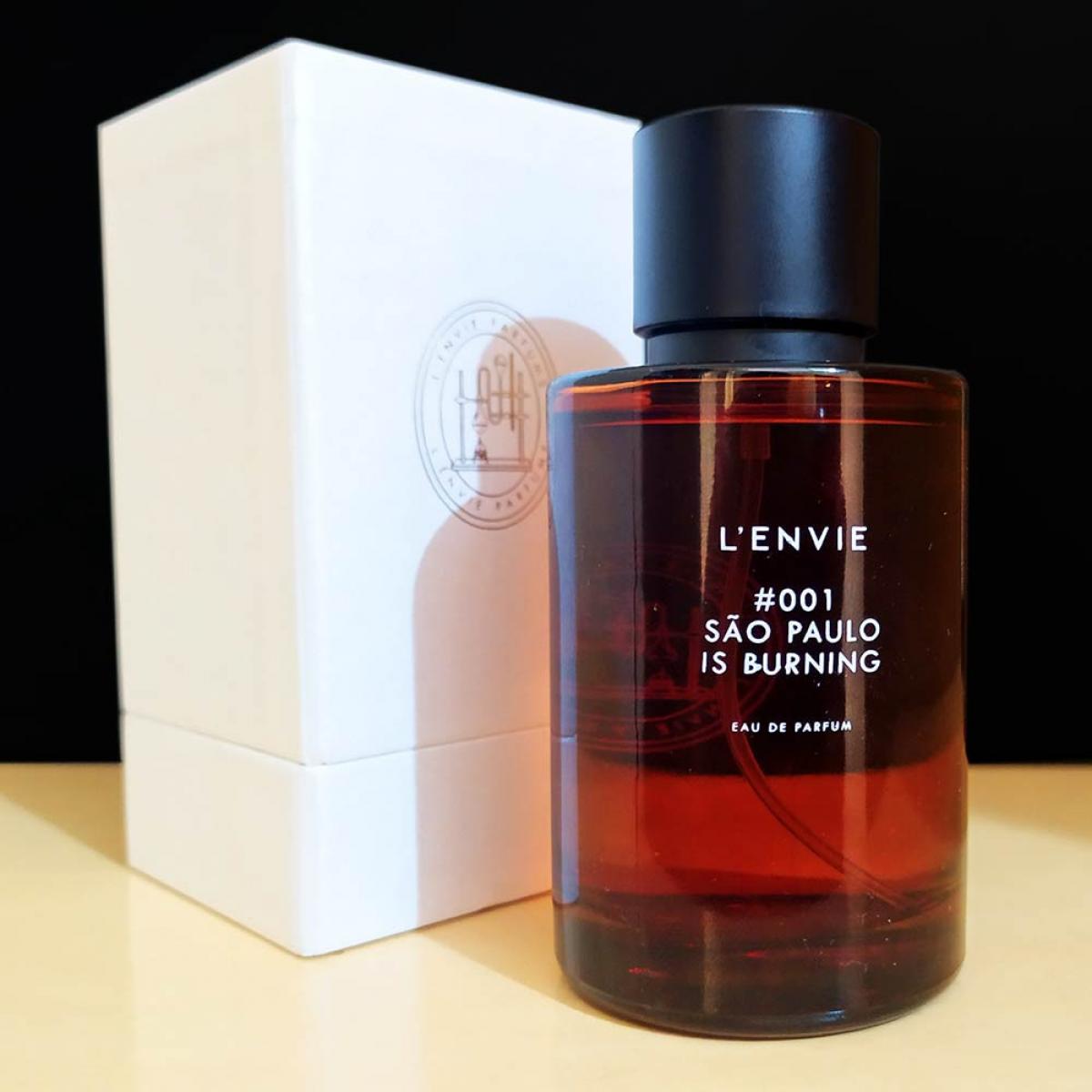 عطر ادکلن ساو پائولو ایز برنینگ لنوین پرفیوم - #001 São Paulo is Burning L’envie Parfums - بررسی، قیمت و خرید