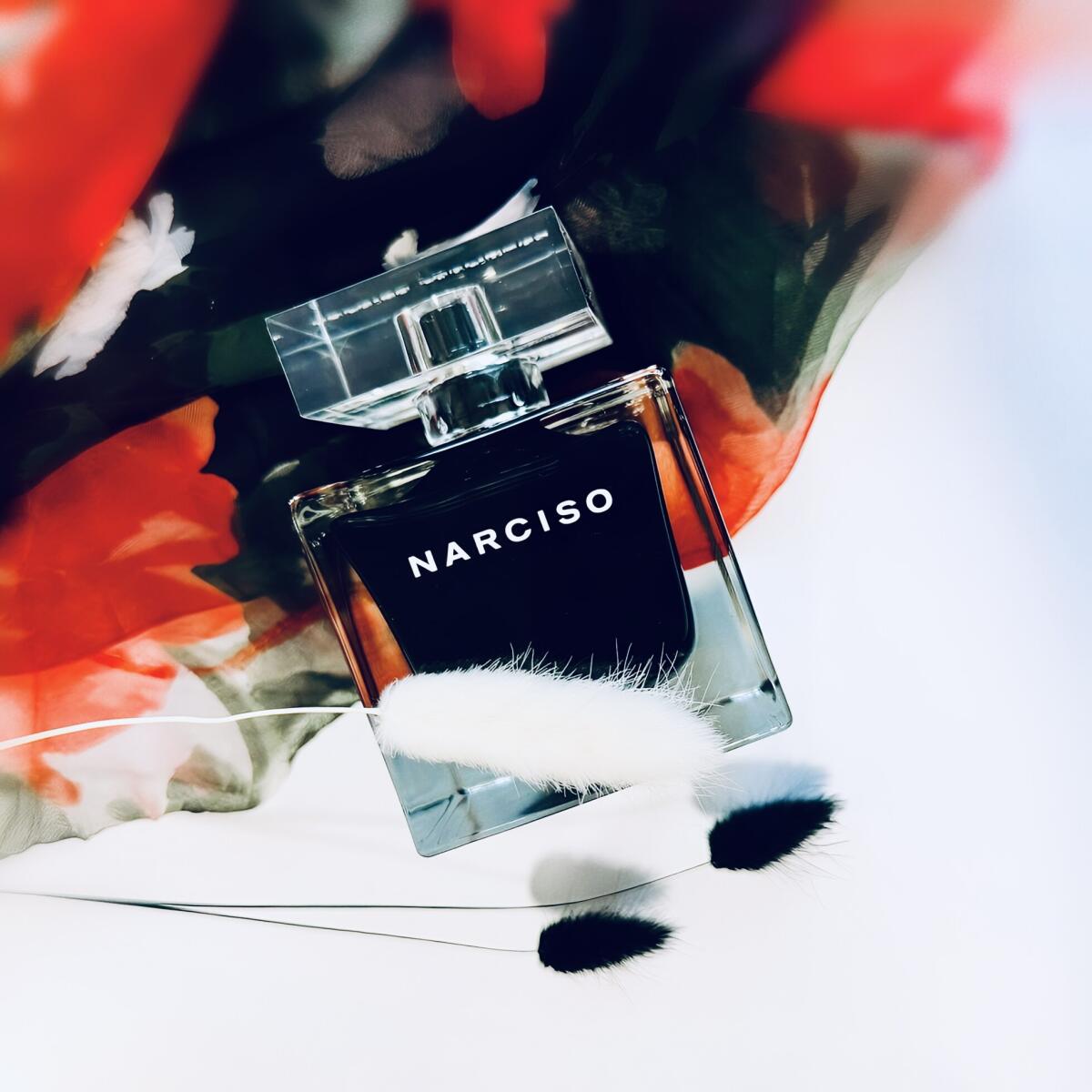 عطر ادکلن نارسيسو ا دو تویلت نارسيسو رودريگز - Narciso Eau de Toilette Narciso Rodriguez - بررسی، قیمت و خرید