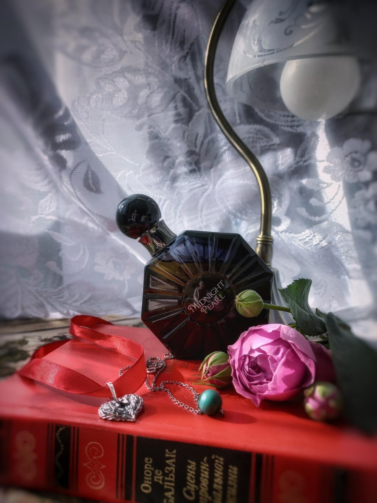 عطر ادکلن میدنایت پرل اوریفلیم - Midnight Pearl Oriflame - بررسی، قیمت و خرید