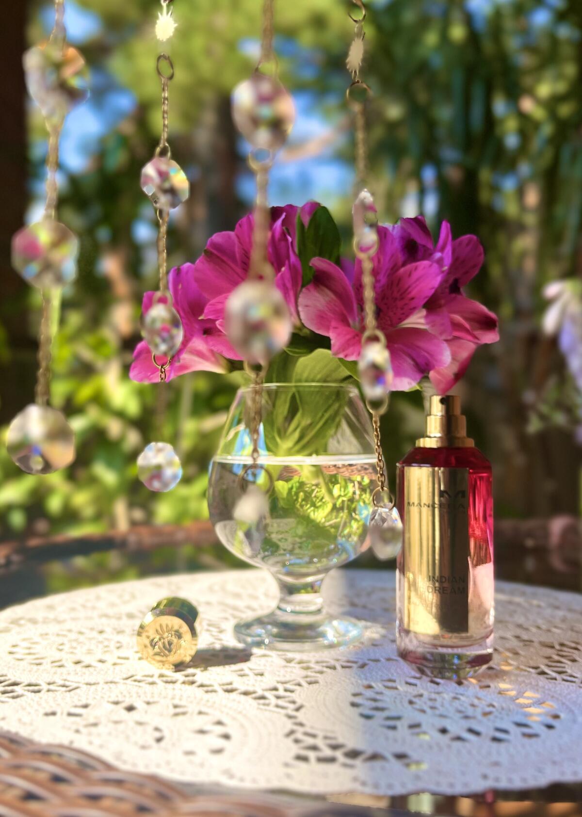 عطر ادکلن ایندیَن دریم مانسرا - Indian Dream Mancera - بررسی، قیمت و خرید