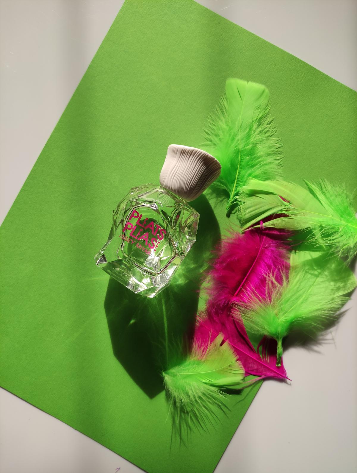 عطر ادکلن پلیتز پلیز لو ایسه میاکه - Pleats Please L'Eau Issey Miyake - بررسی، قیمت و خرید
