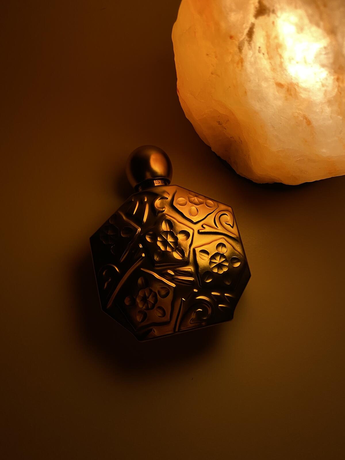 عطر ادکلن آمبر رز ادیشن دِ اکْسِپسیون او دو پَرفیوم ژان شارل بروسو - Ombre Rose Edition d'Exception Eau de Parfum Jean Charles Brosseau - بررسی، قیمت و خرید