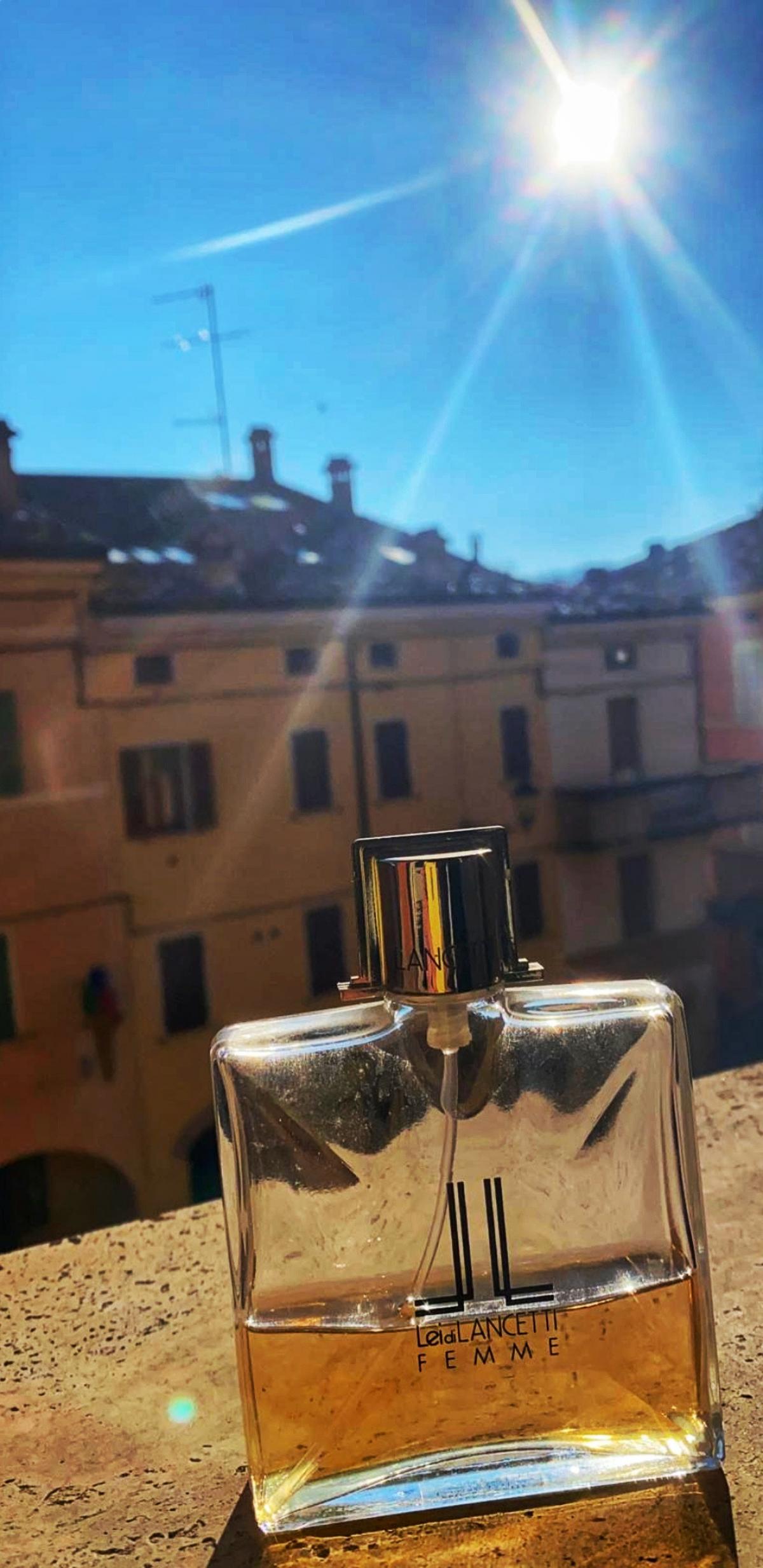 عطر ادکلن لنستی فم لَنچتی - Lancetti Femme Lancetti - بررسی، قیمت و خرید