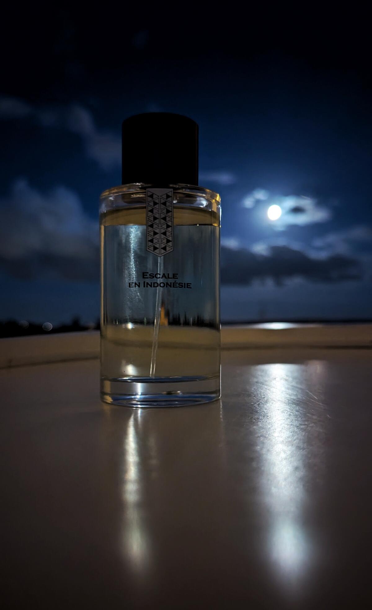 عطر ادکلن اِسکال اِن ایندونِزی لز اندمودابلز - Escale En Indonésie Les Indemodables - بررسی، قیمت و خرید