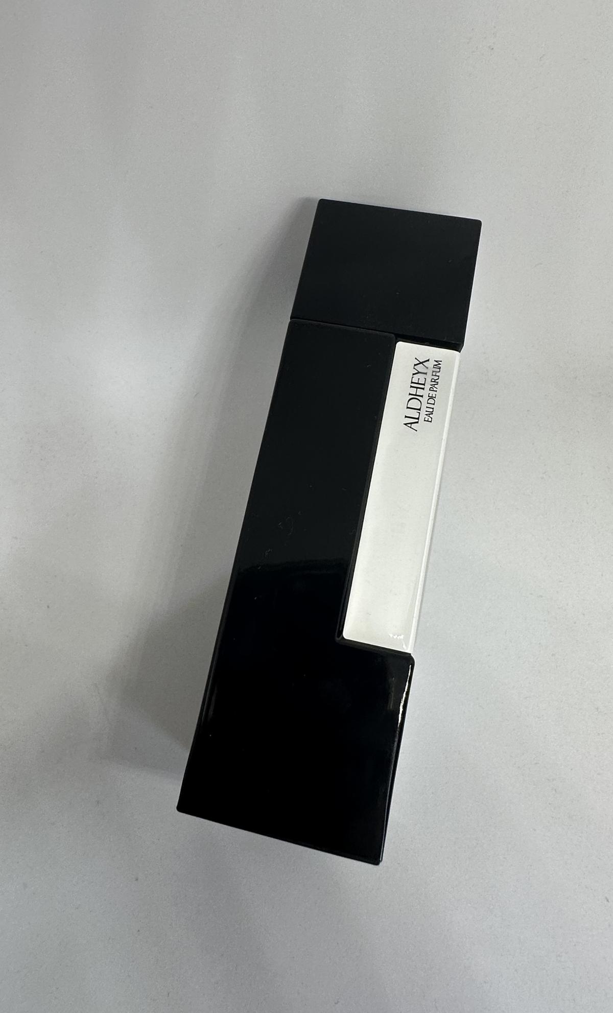 عطر ادکلن آلدهی لوران مازون پرفیوم - Aldhèyx Laurent Mazzone Parfums - بررسی، قیمت و خرید