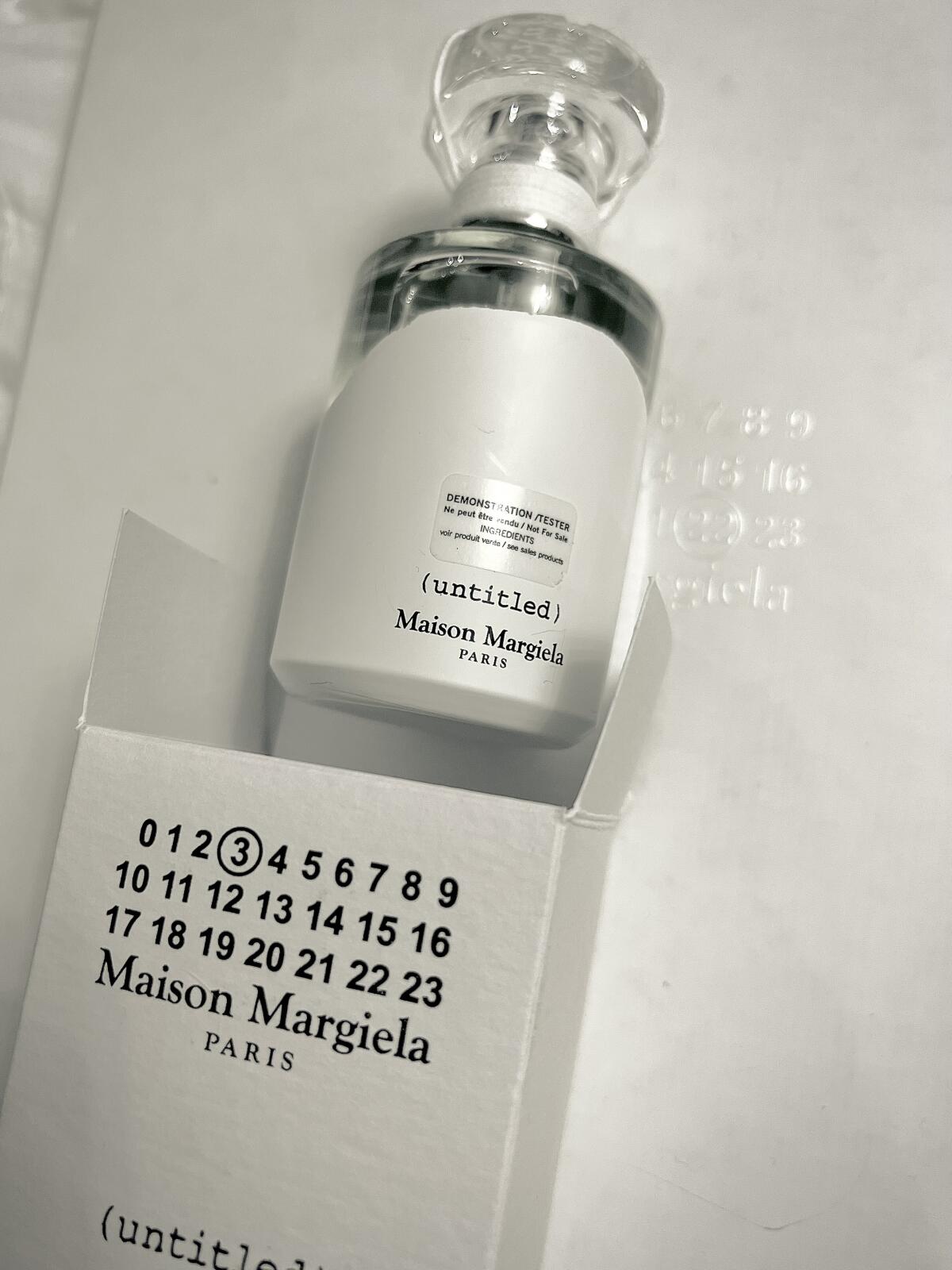 عطر ادکلن آنتایتلد مِیزُن مارتین مارژلا - (untitled) Maison Martin Margiela - بررسی، قیمت و خرید