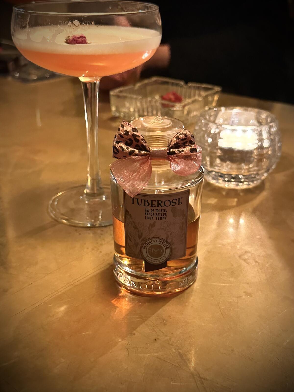 عطر ادکلن تیوبرز مونوتم ونیزیا - Tuberose Monotheme Venezia - بررسی، قیمت و خرید