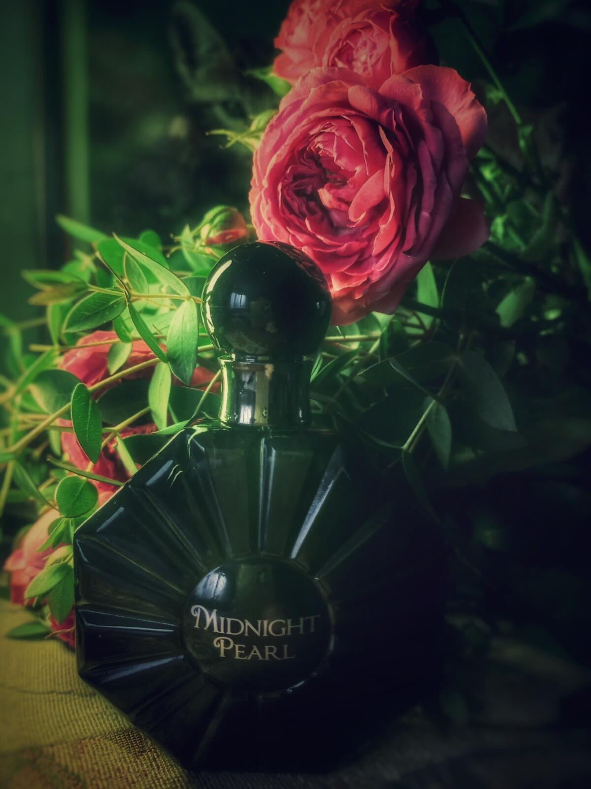 عطر ادکلن میدنایت پرل اوریفلیم - Midnight Pearl Oriflame - بررسی، قیمت و خرید