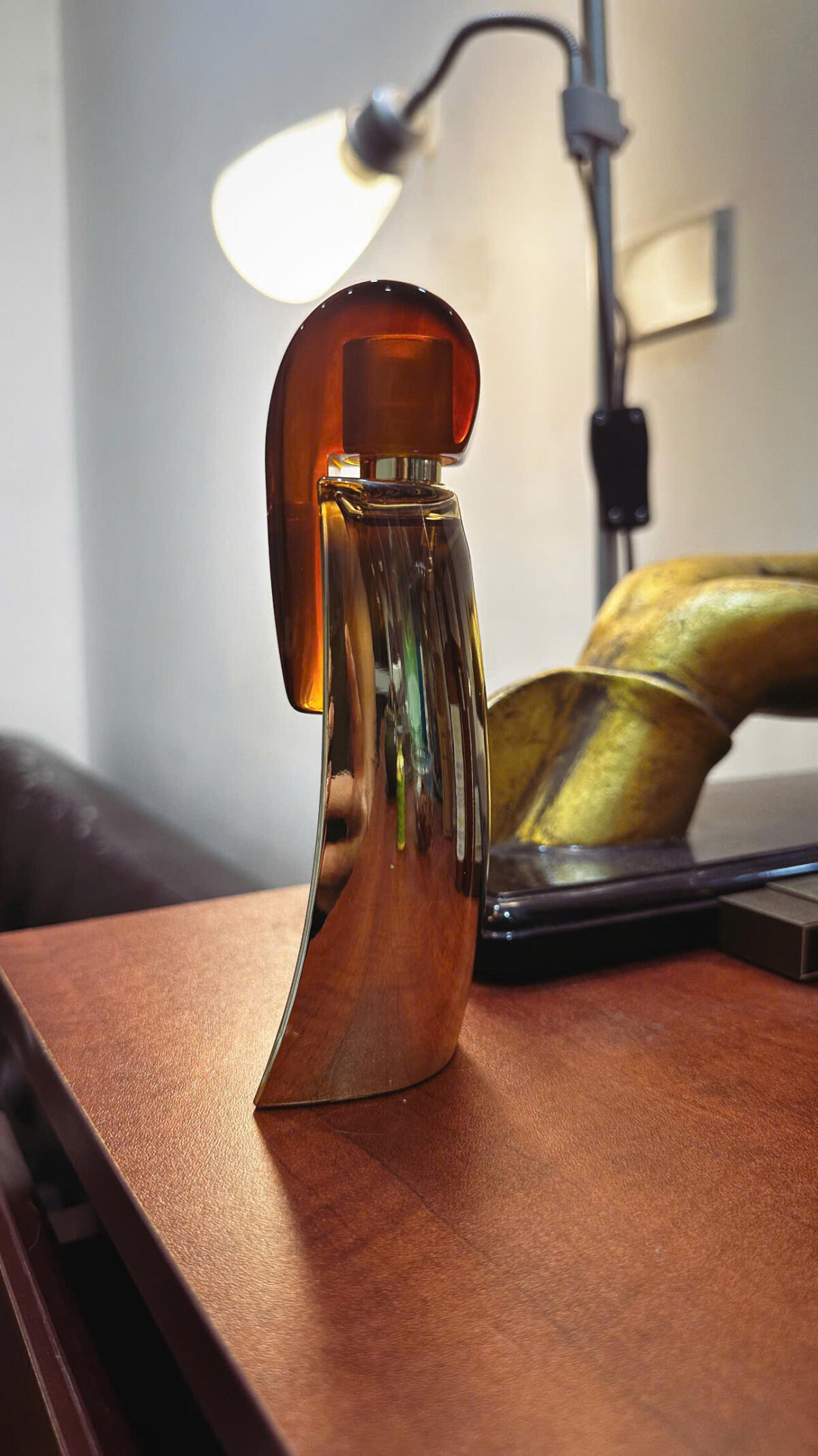 عطر ادکلن آکاد لوبین - Akkad Lubin - بررسی، قیمت و خرید