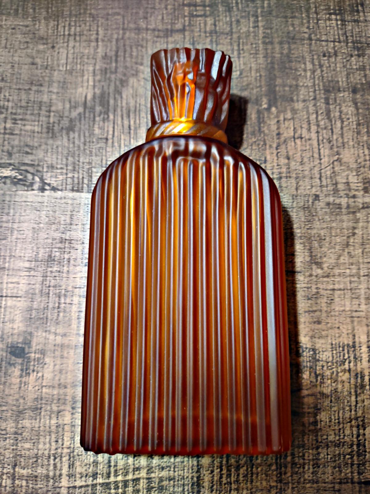 عطر ادکلن نیکول میلر فور من نیکول میلر - Nicole Miller for Men Nicole Miller - بررسی، قیمت و خرید