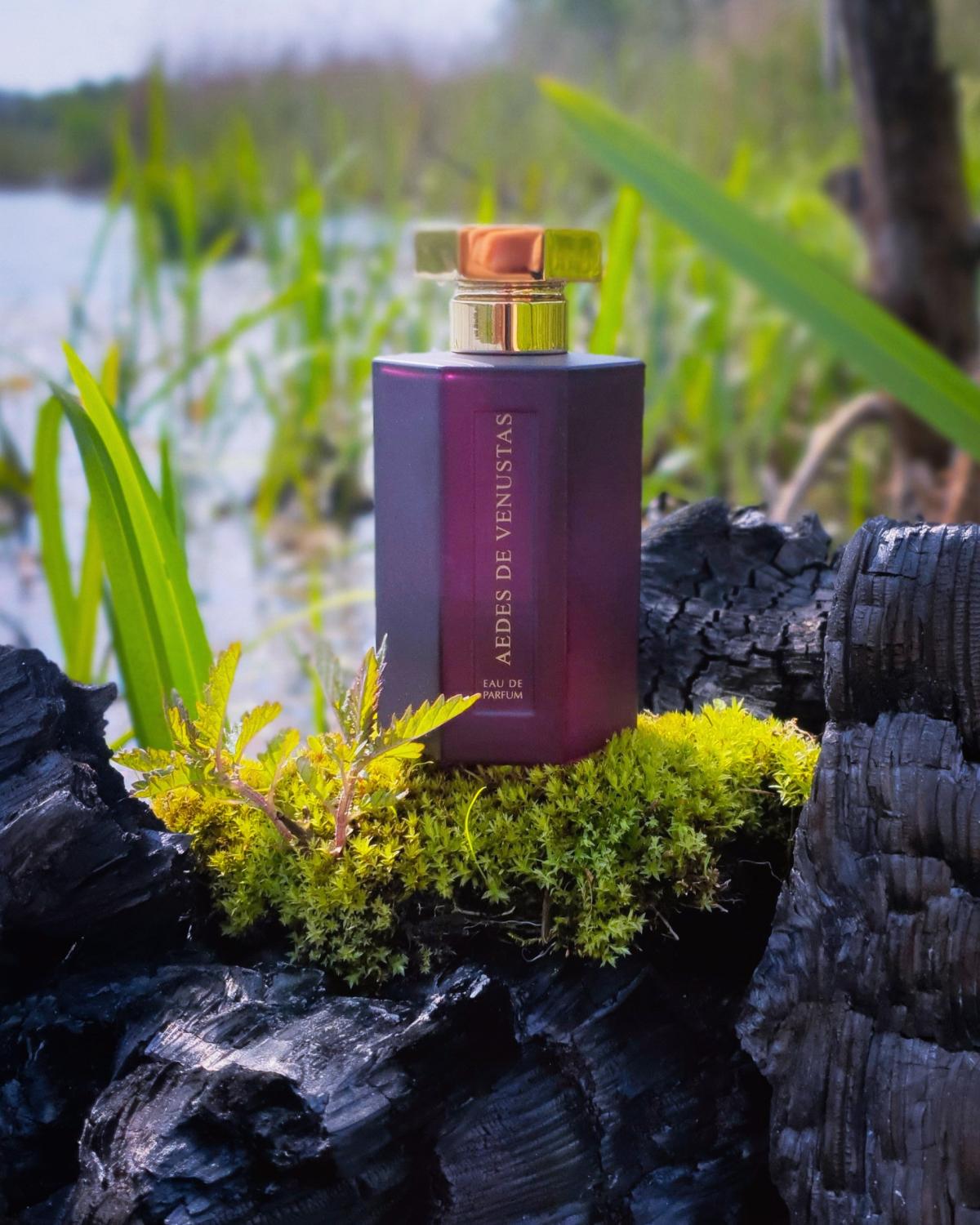 عطر ادکلن آیدیس د ونوستاس لارتیزان پرفیومر - Aedes de Venustas L'Artisan Parfumeur - بررسی، قیمت و خرید