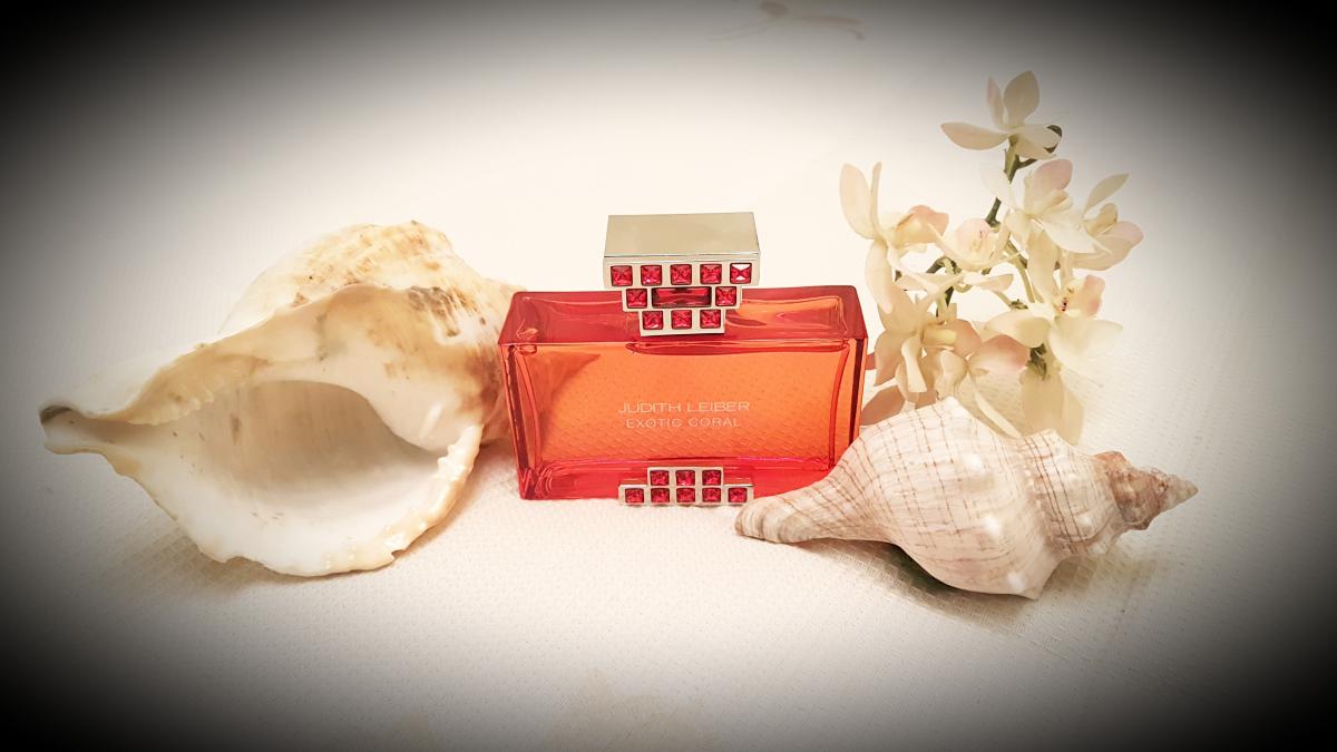 عطر ادکلن اگزاتیک کورال جودیت لیبر - Exotic Coral Judith Leiber - بررسی، قیمت و خرید
