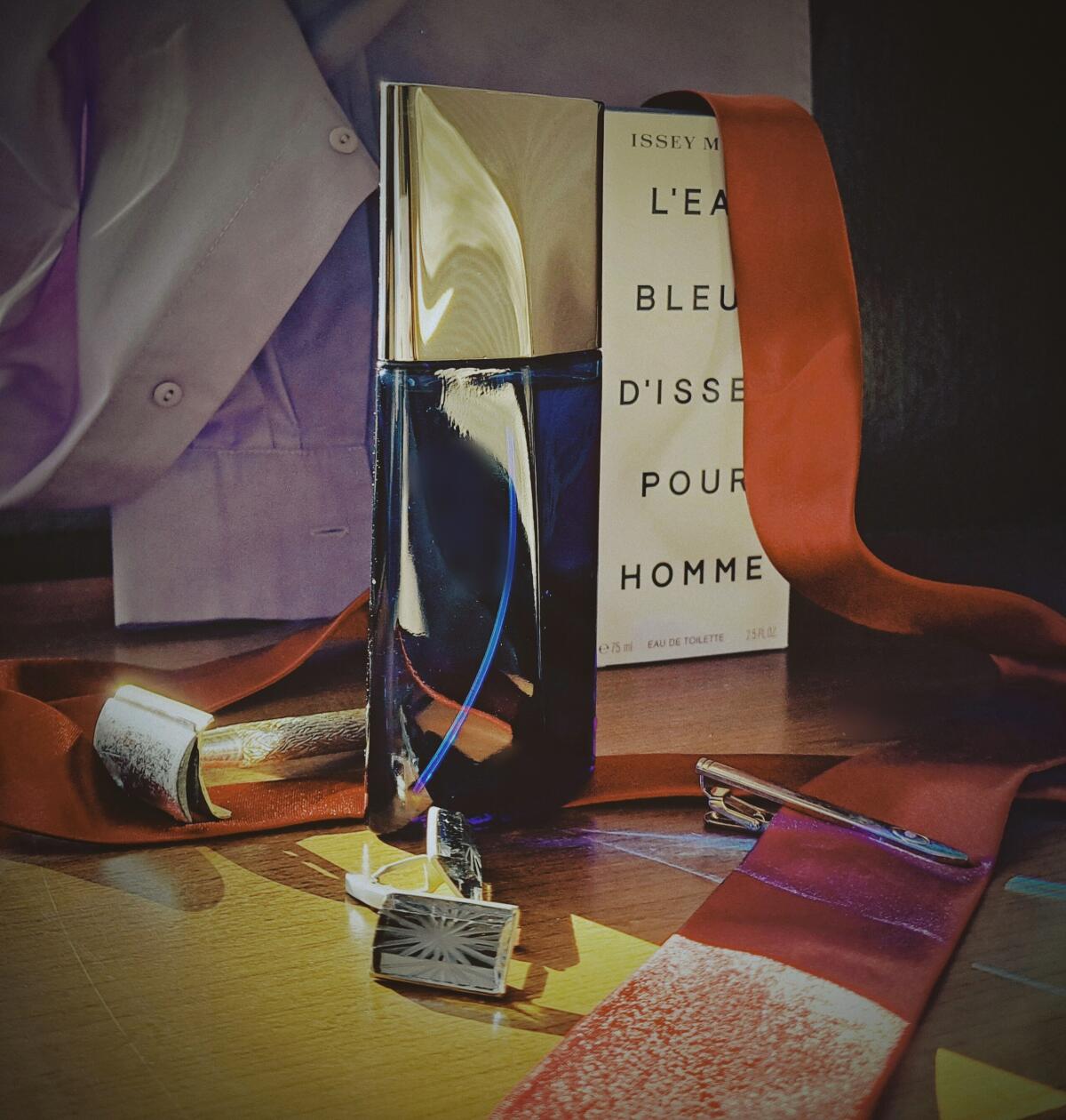 عطر ادکلن لو بلو دی ایسی پور هوم ایسی میاکه - L'Eau Bleue d'Issey Pour Homme Issey Miyake - بررسی، قیمت و خرید