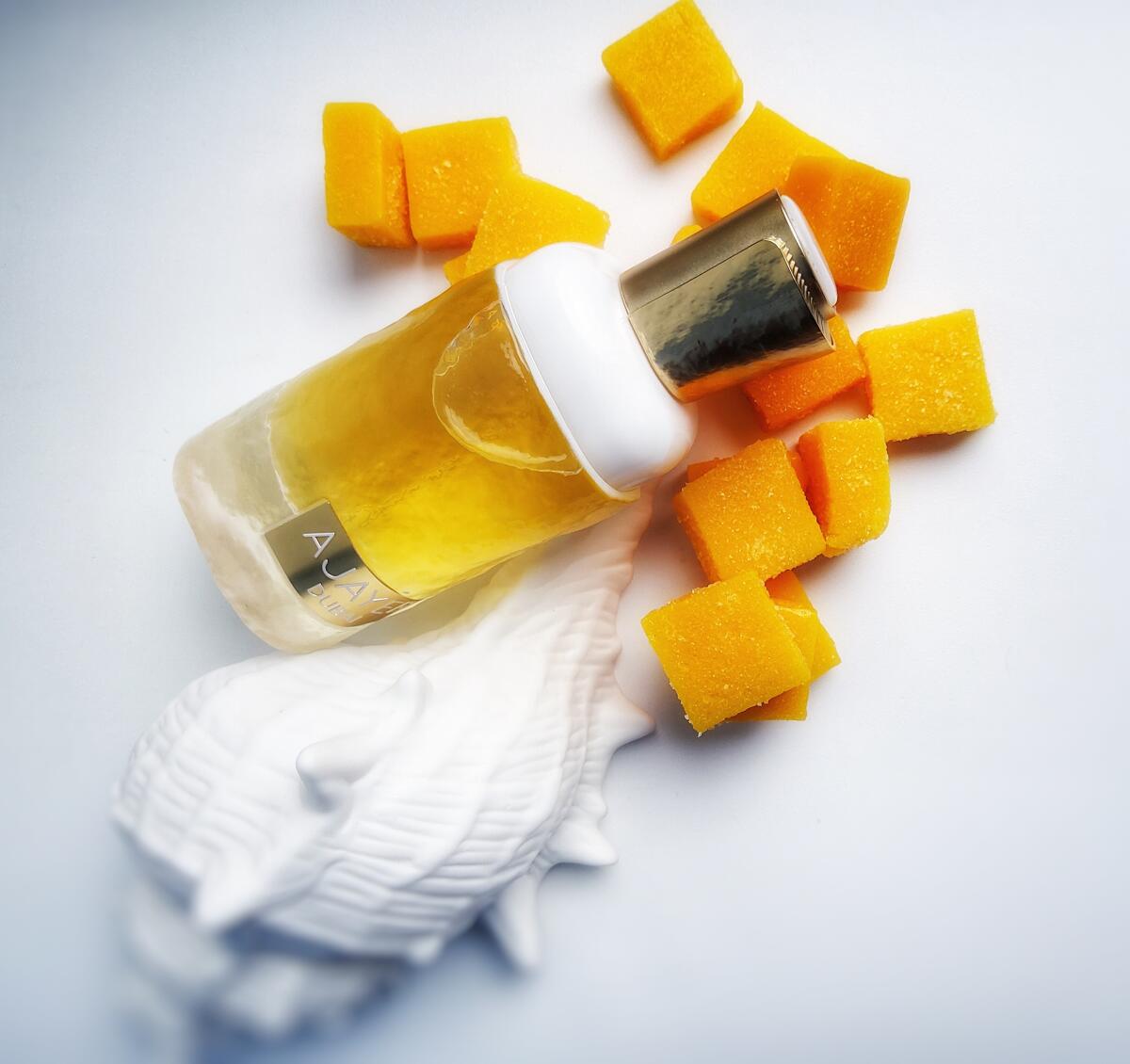 عطر ادکلن اجایب دبی پورتریت لتافا - Ajayeb Dubai Portrait Lattafa Perfumes - بررسی، قیمت و خرید