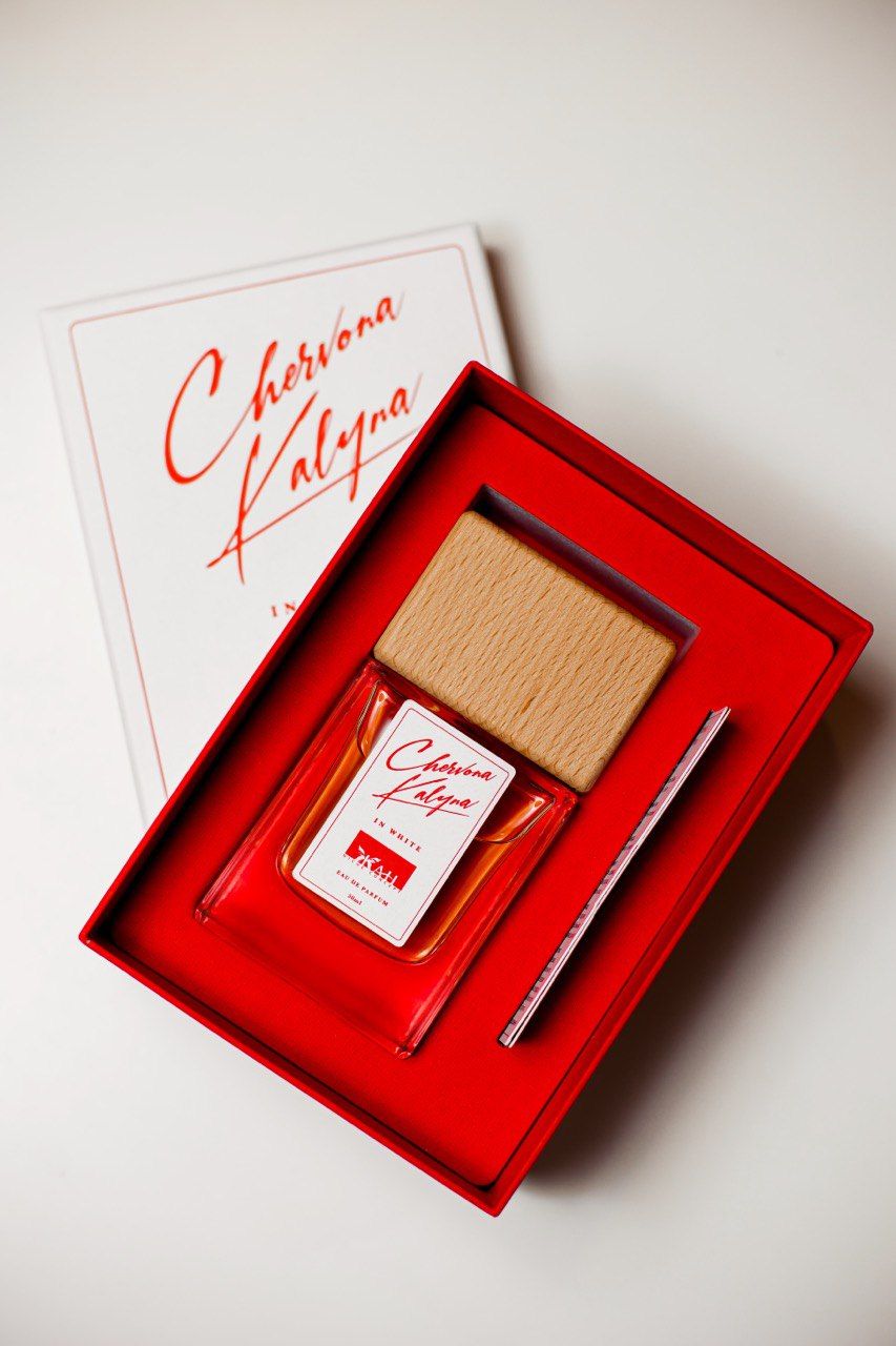 عطر ادکلن چروونا کالاینا این وایت جان نیچ کانسپت - Chervona Kalyna in White Jan Niche Concept - بررسی، قیمت و خرید