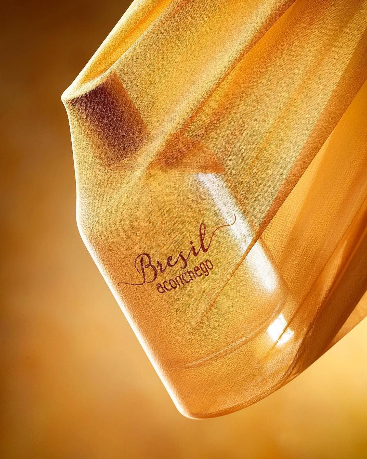 عطر ادکلن بْرِزیل آکُنشِگو لوکسیتان او برزیل - Brésil Aconchego L’Occitane Au Brésil - بررسی، قیمت و خرید