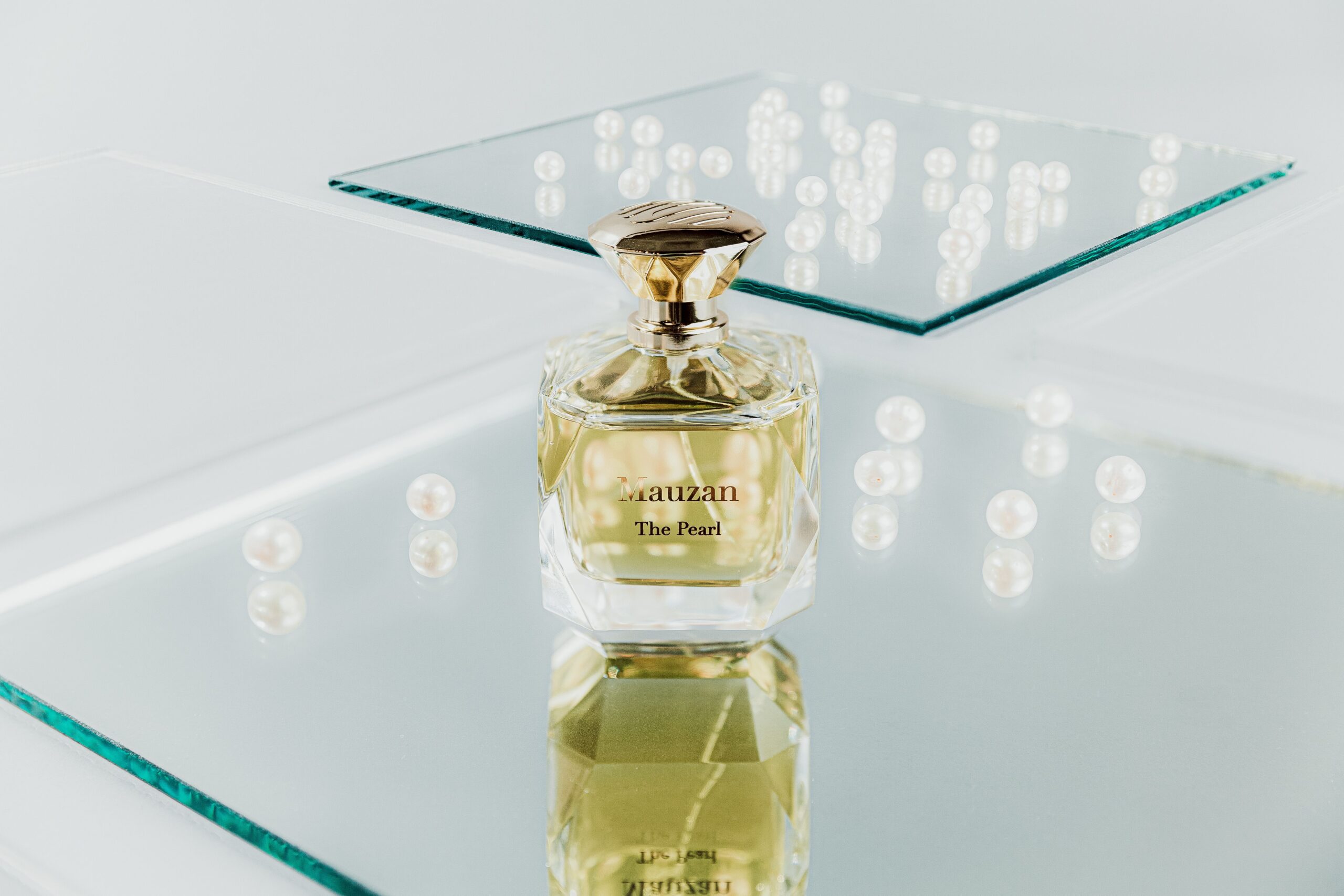 عطر ادکلن دِ پِرل ماوزان - The Pearl Mauzan - بررسی، قیمت و خرید