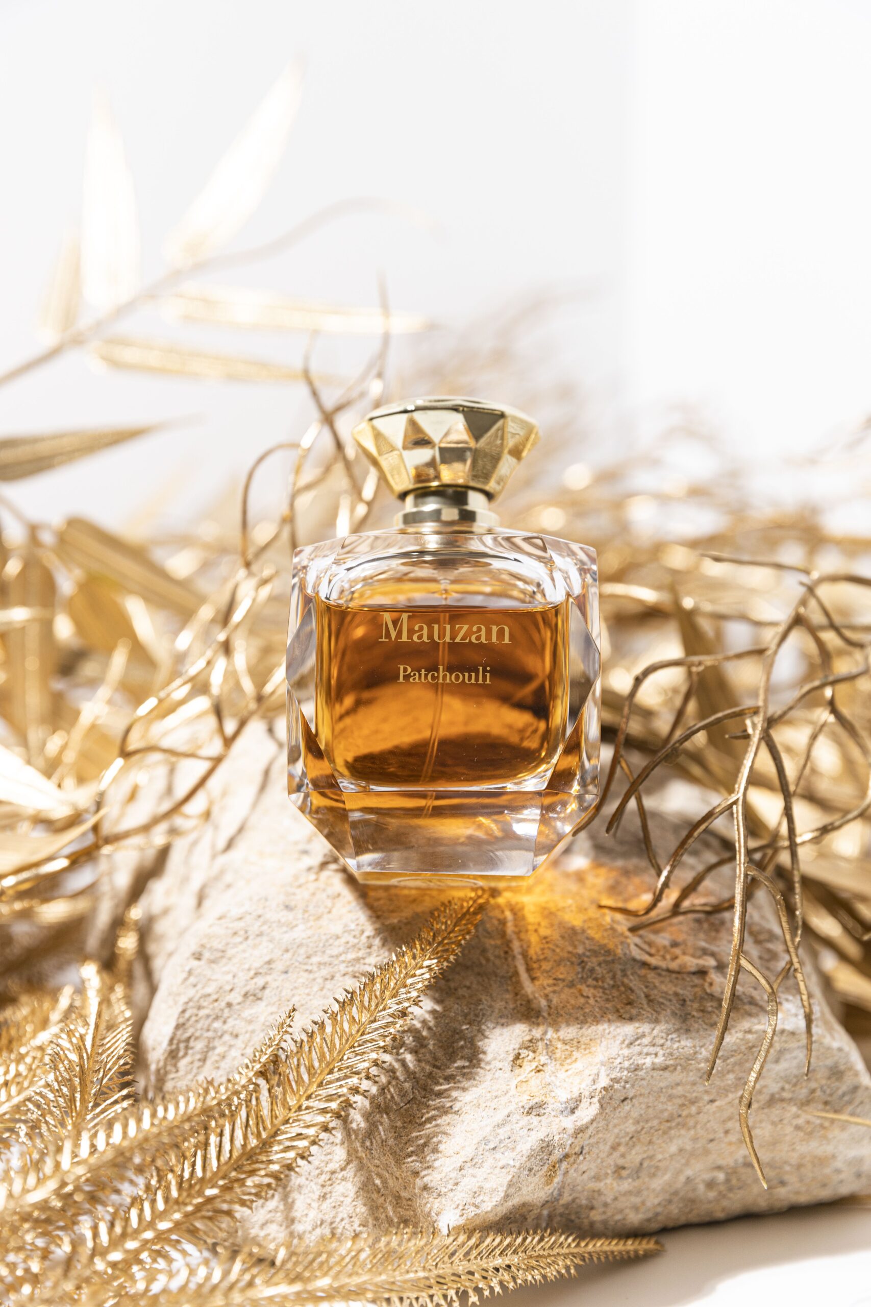عطر ادکلن پاچولی ماوزان - Patchouli Mauzan - بررسی، قیمت و خرید