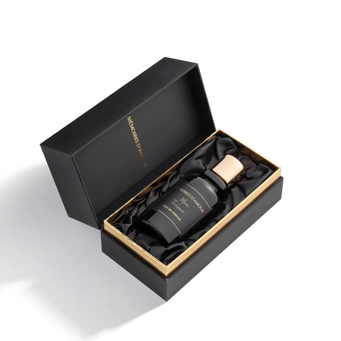 عطر ادکلن مون ترزور ممورز دامور - Mon Tresor Mémoires D'amour - بررسی، قیمت و خرید