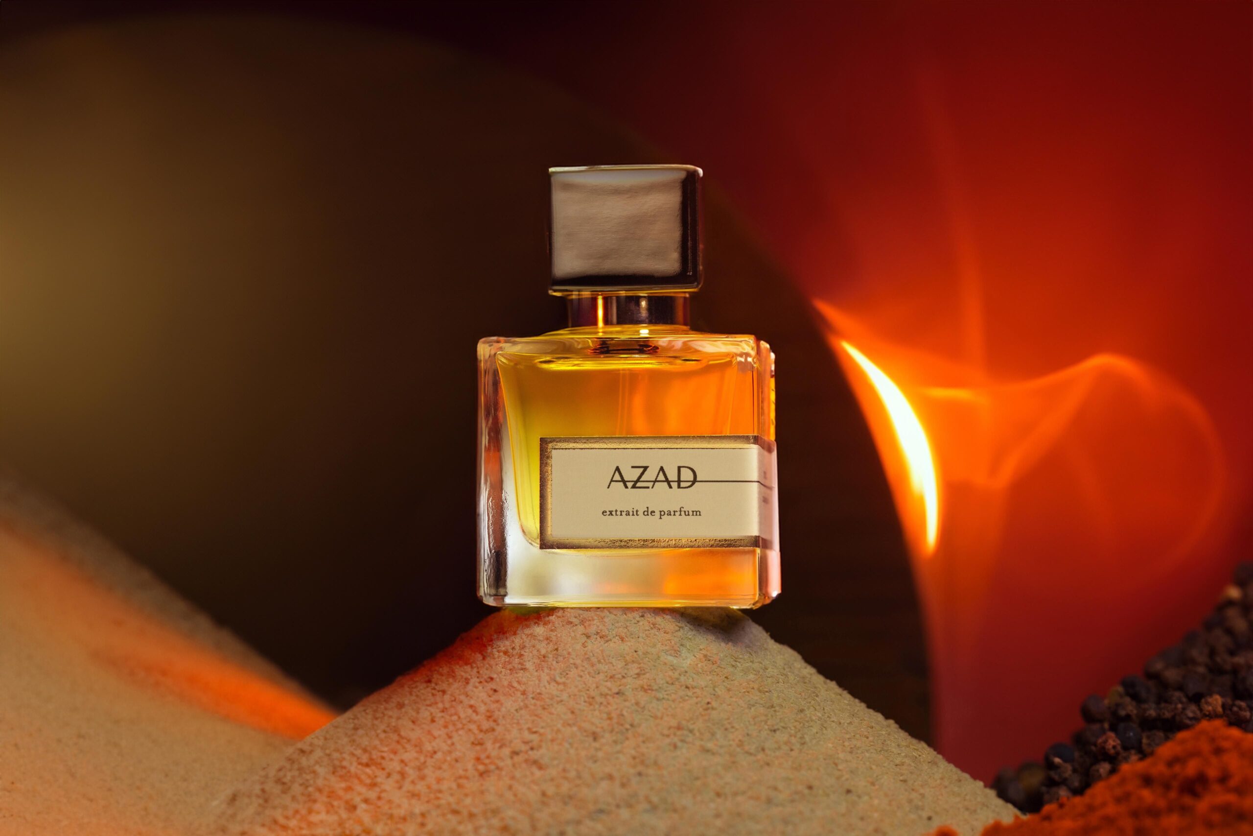 عطر ادکلن آزاد نکالی - Azad Necalli - بررسی، قیمت و خرید