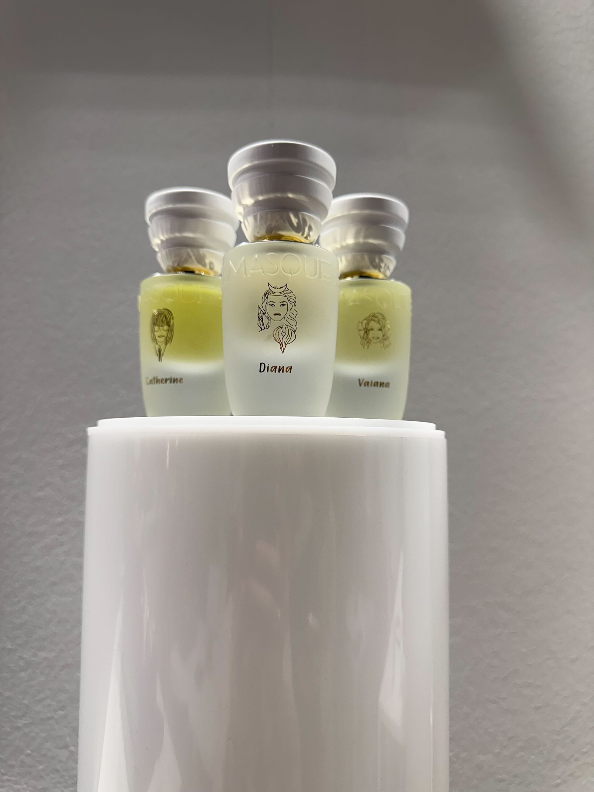 عطر ادکلن کاترین مسک میلان - Catherine Masque Milano - بررسی، قیمت و خرید
