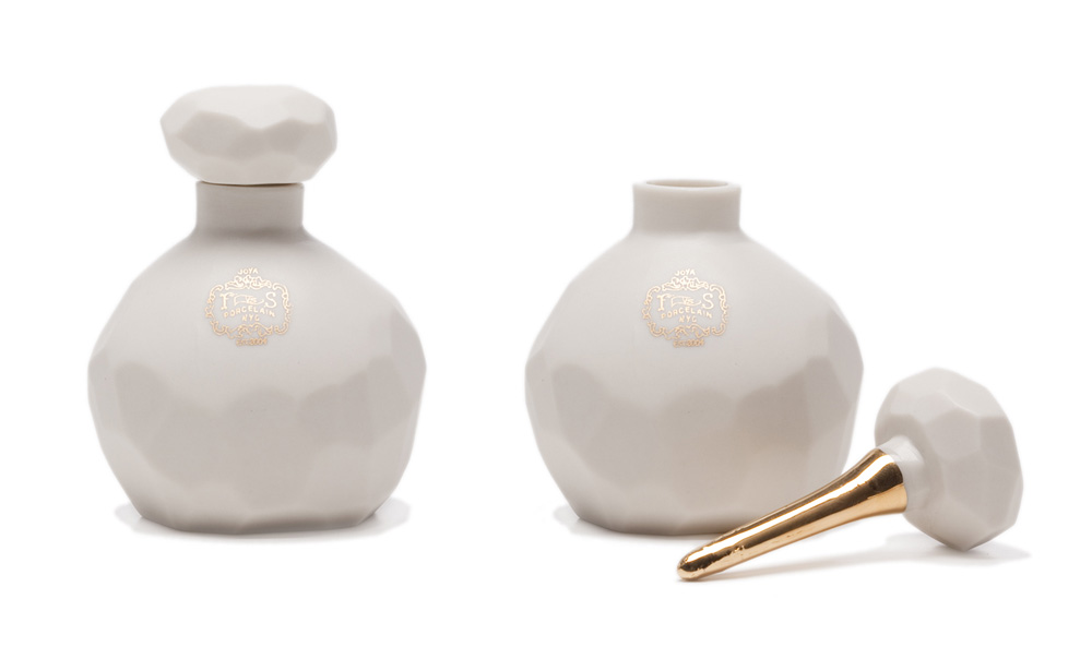 عطر ادکلن افوسس: کامپوزیشن نامبر وان جویا - FvsS: Composition No. 1 Joya - بررسی، قیمت و خرید