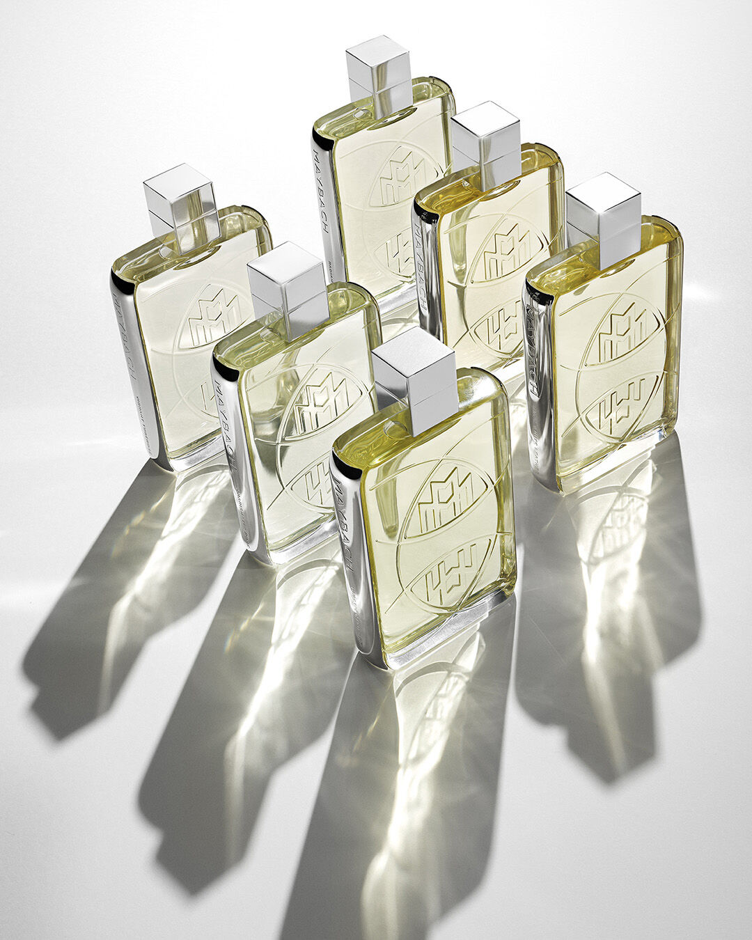 عطر ادکلن آناکسپکت اوریس مایباخ - Unexpected Orris Maybach - بررسی، قیمت و خرید
