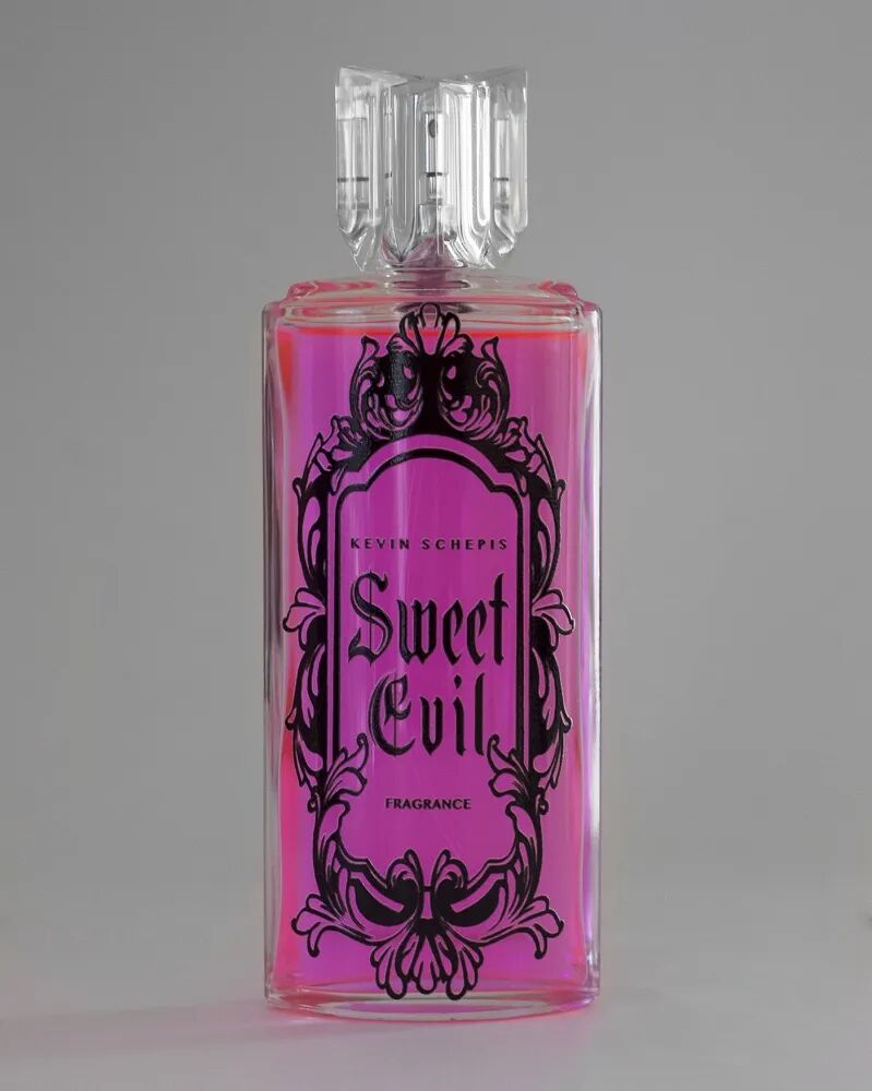 عطر ادکلن سوییت ایول کوین شپیس - Sweet Evil Kevin Schepis - بررسی، قیمت و خرید