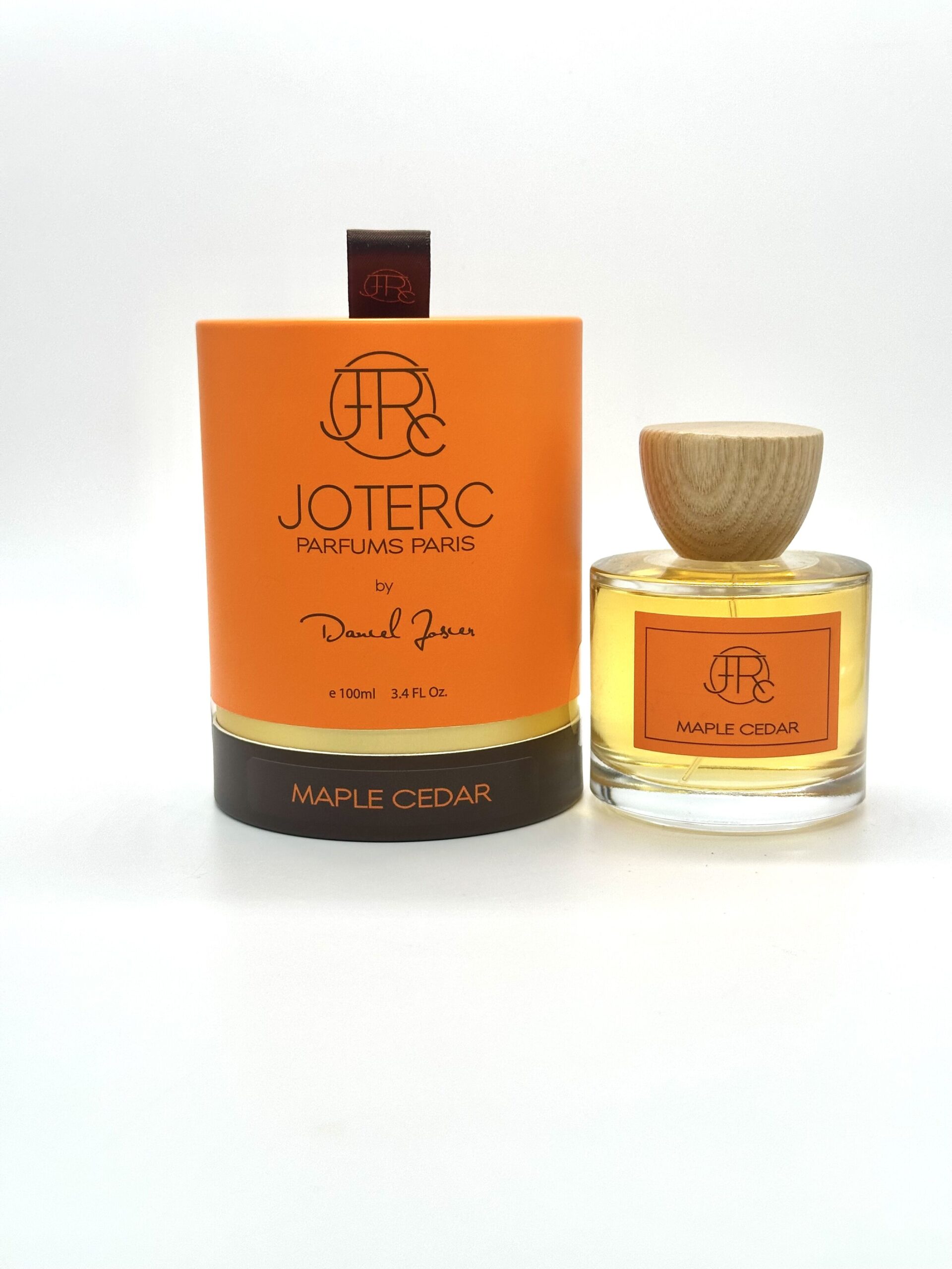 عطر ادکلن میپل سدار جاترک - Maple Cedar Joterc - بررسی، قیمت و خرید
