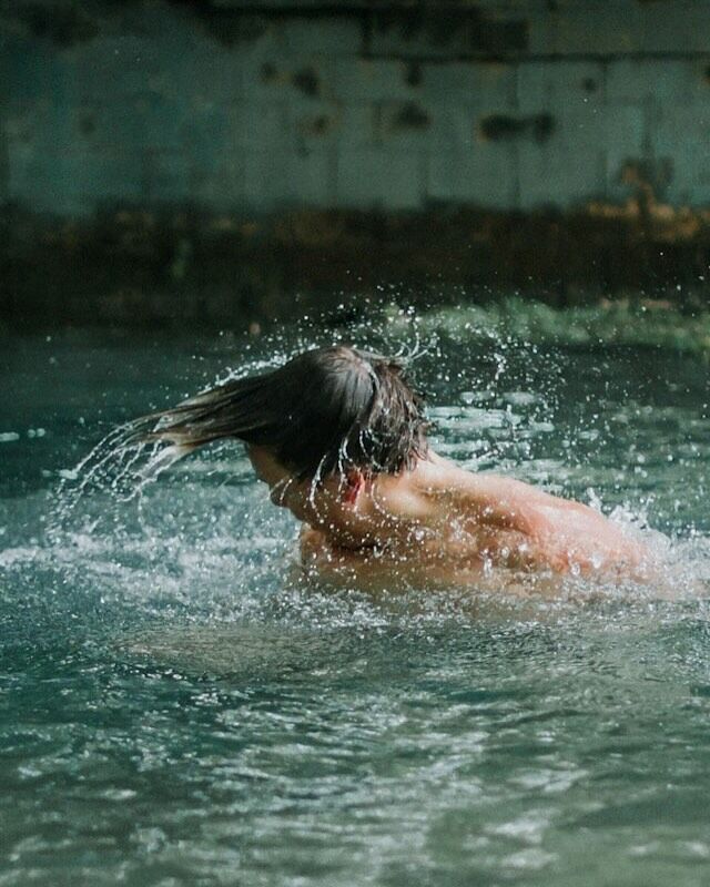 عطر ادکلن او فول لو گالیون - Eau Folle Le Galion - بررسی، قیمت و خرید