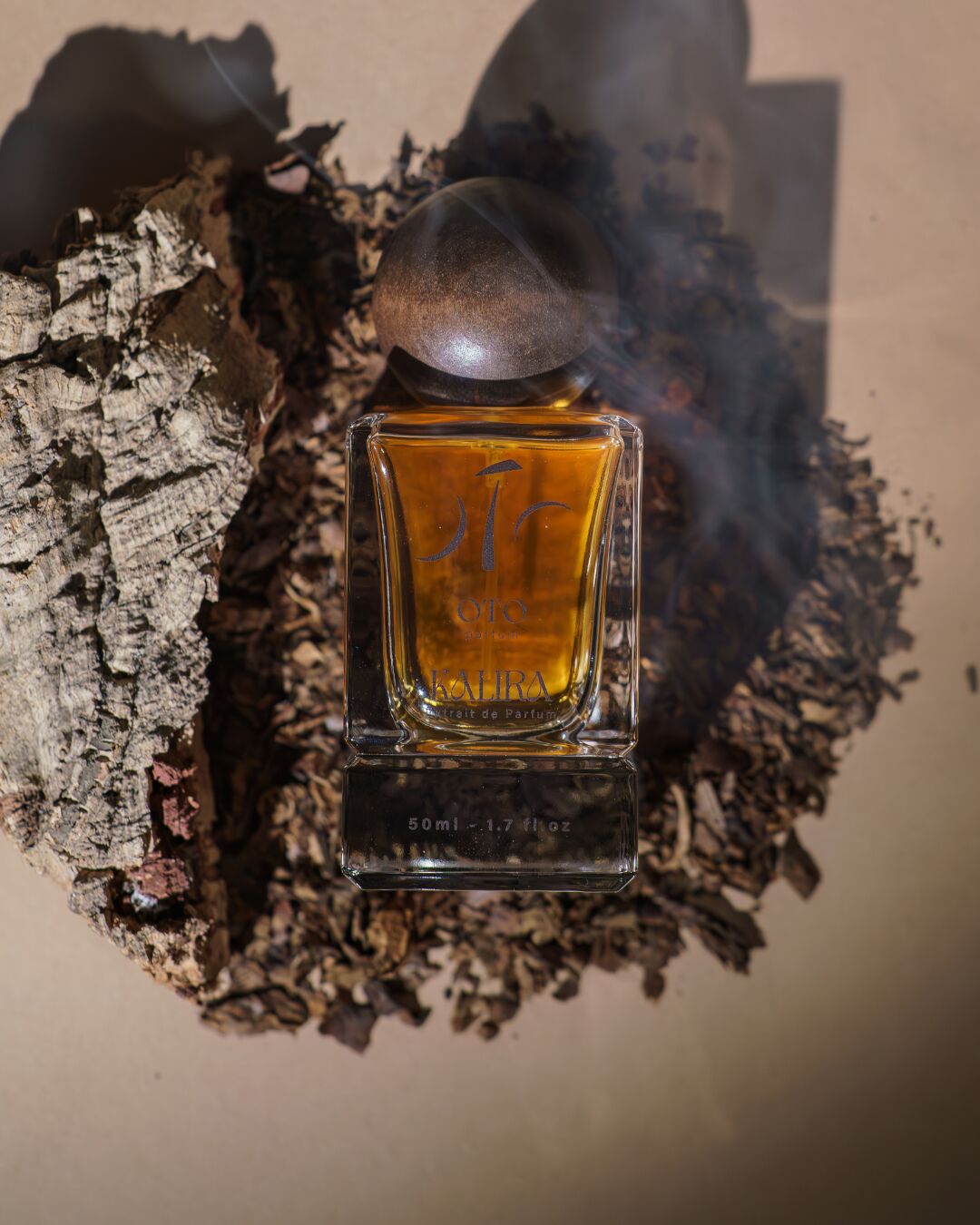 عطر ادکلن کالیرا اوتو پرفیوم - Kalira OTO Parfum - بررسی، قیمت و خرید