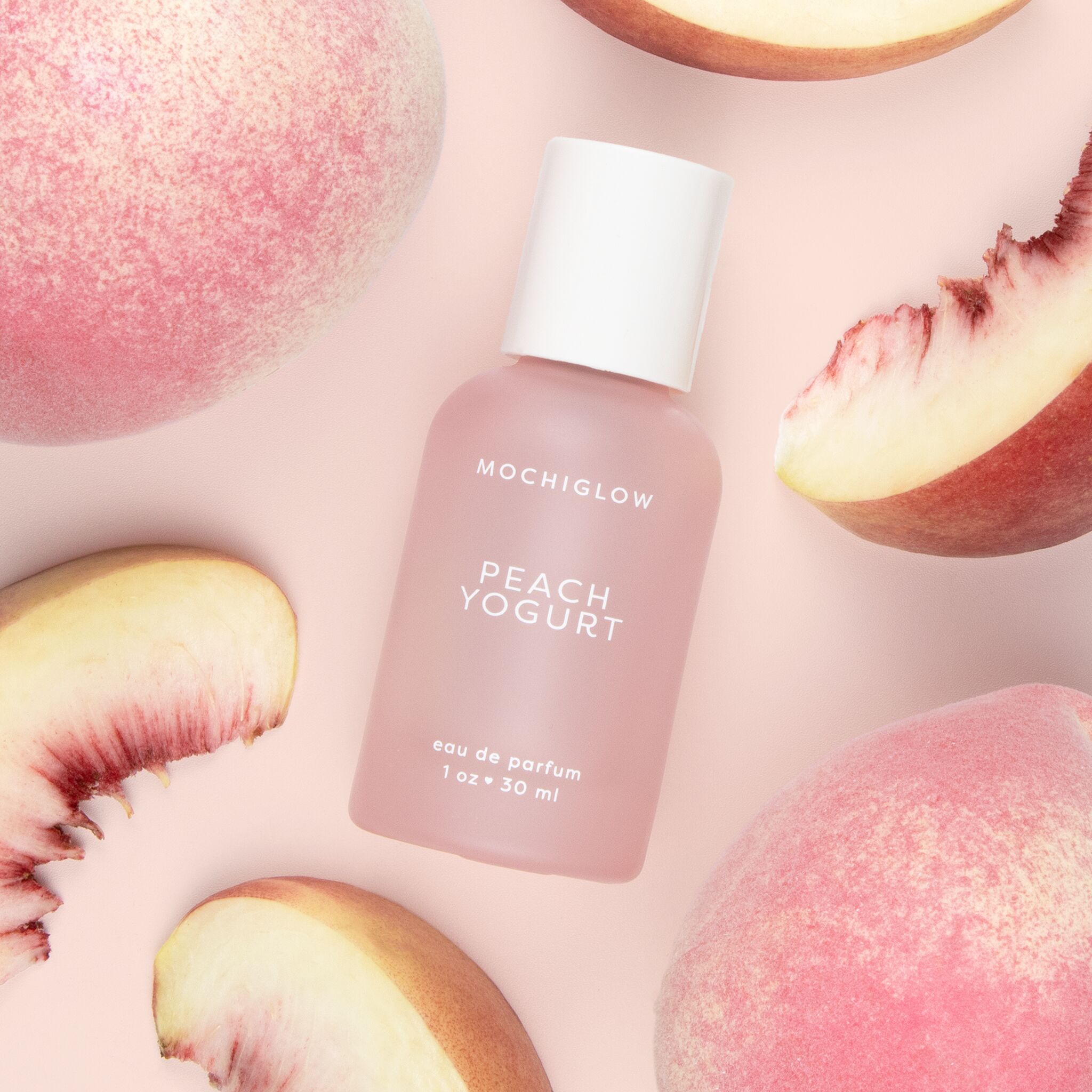 عطر ادکلن پیچ یوگورت موچی‌گلو - Peach Yogurt Mochiglow - بررسی، قیمت و خرید