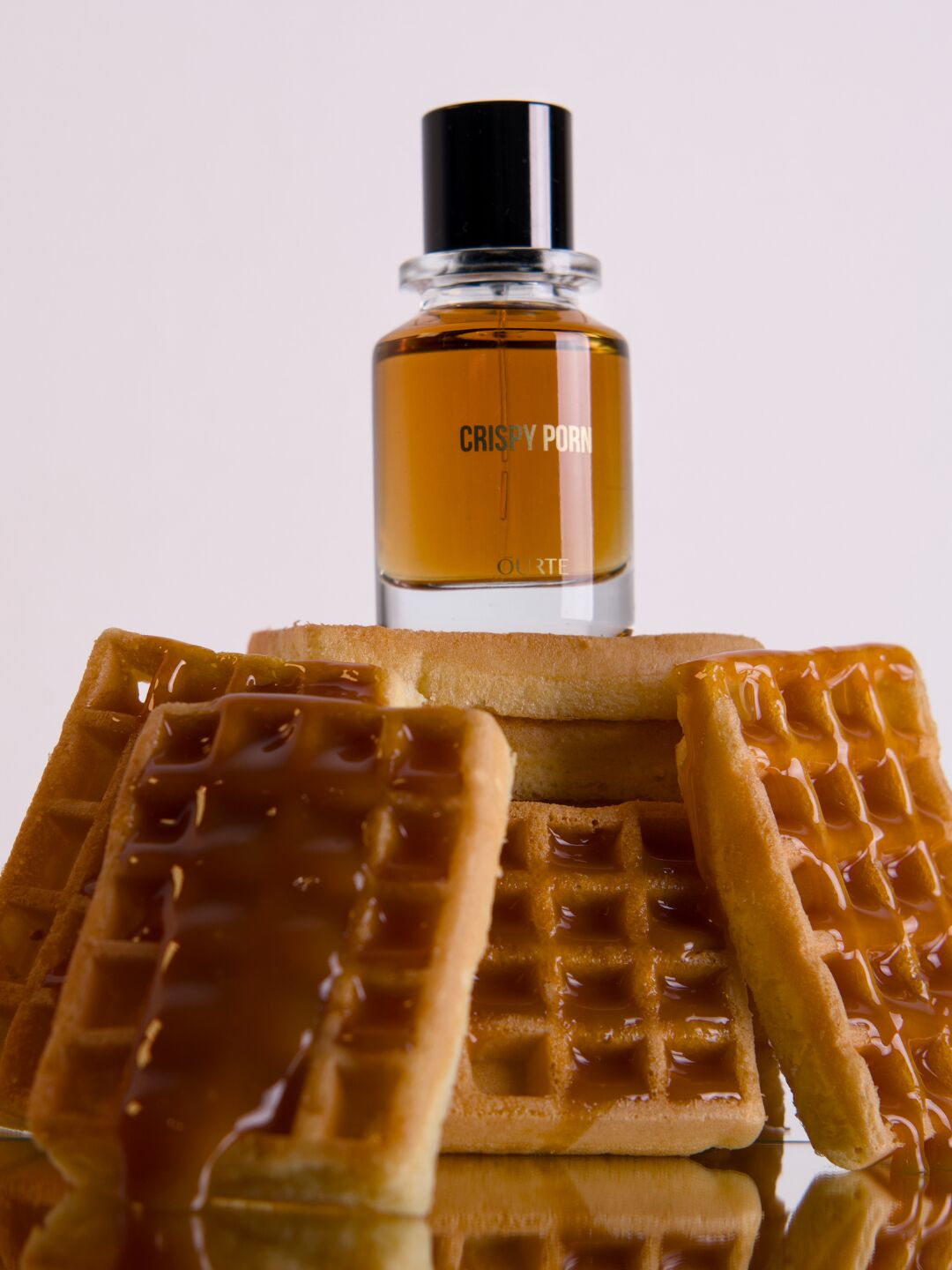 عطر ادکلن کریسپی پورن اورت - CRISPY PORN ŌURTE - بررسی، قیمت و خرید