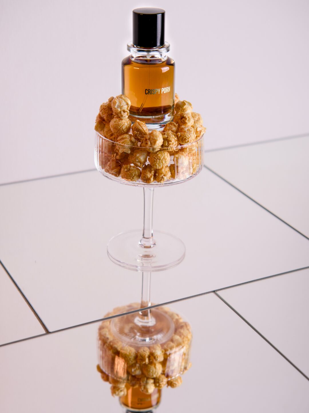 عطر ادکلن کریسپی پورن اورت - CRISPY PORN ŌURTE - بررسی، قیمت و خرید