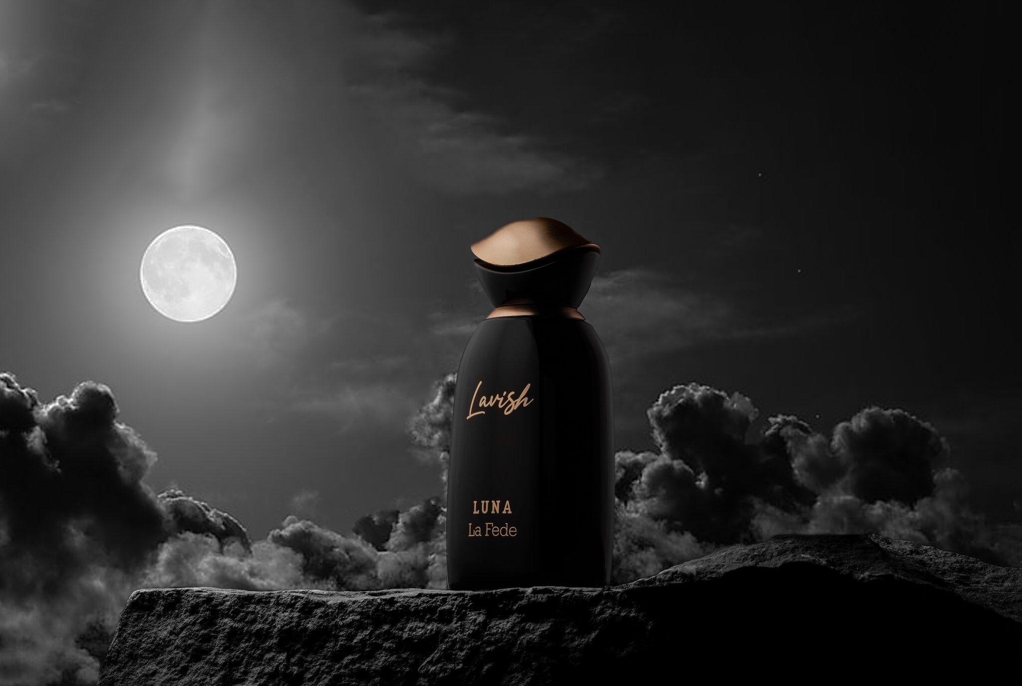 عطر ادکلن لا فده لاویش لونا خدلاج پرفیومز - La Fede Lavish Luna Khadlaj Perfumes - بررسی، قیمت و خرید