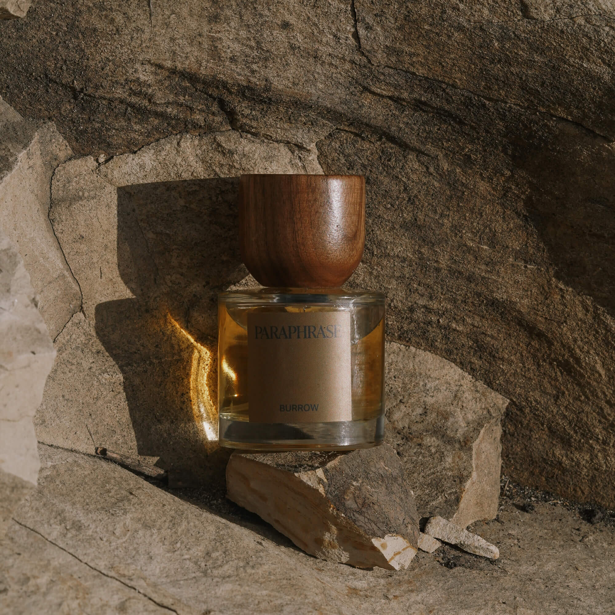 عطر ادکلن بورو پرفریز - Burrow Paraphrase - بررسی، قیمت و خرید